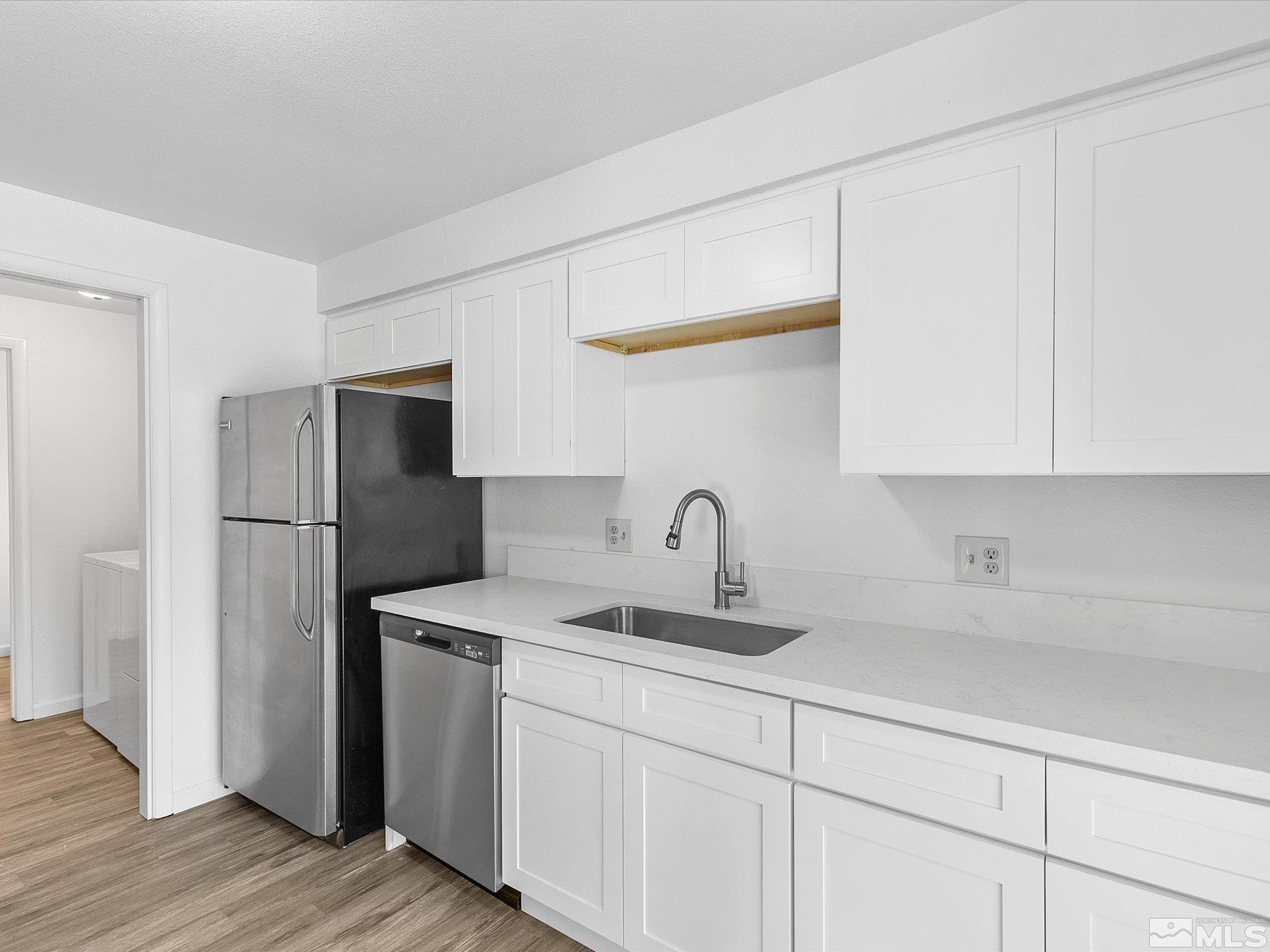 Photo #5: 240006583 Listing 