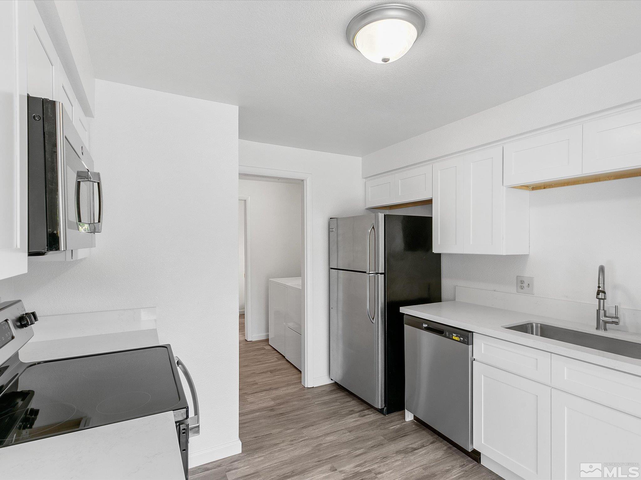 Photo #6: 240006583 Listing 