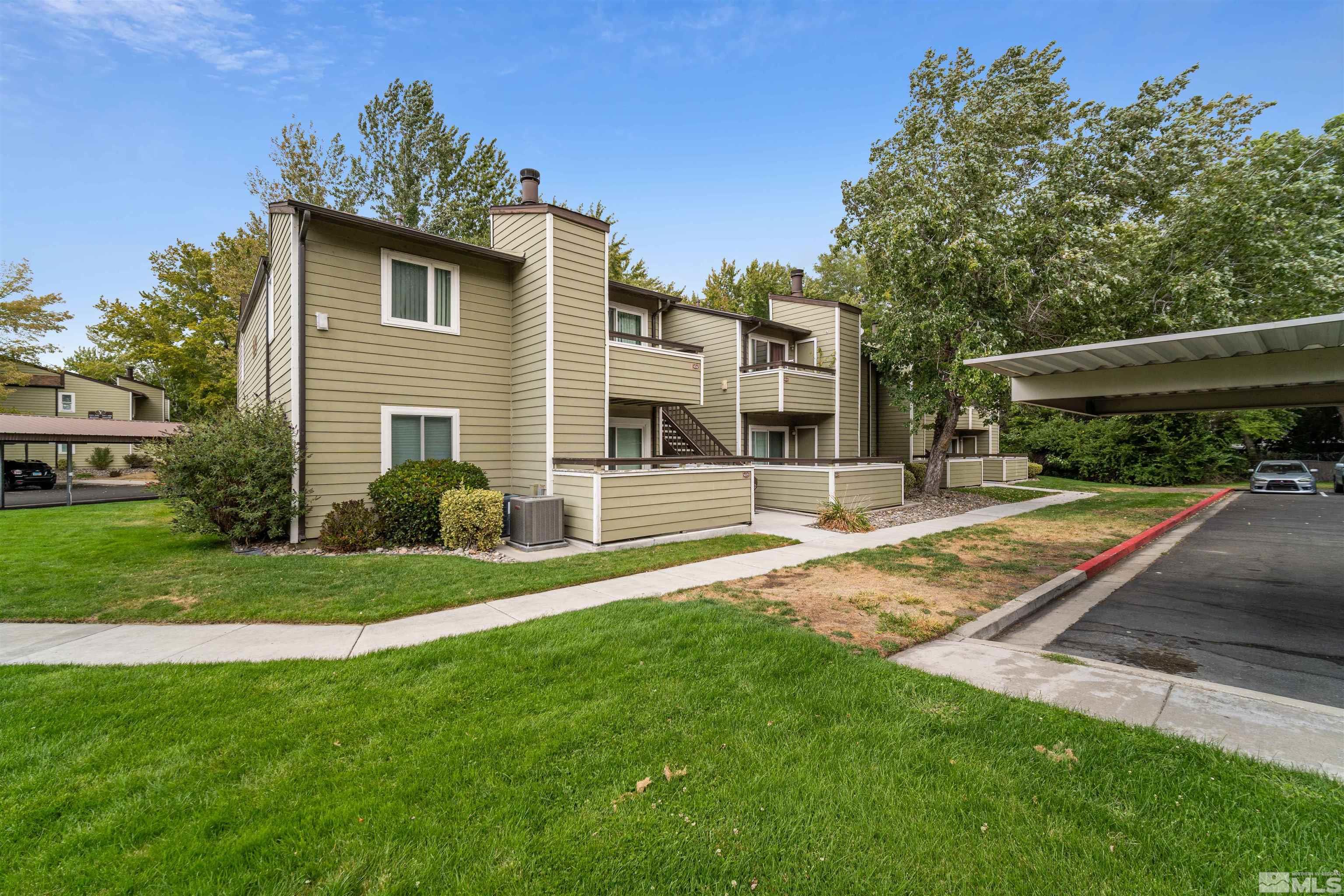 Photo #2: 240006860 Listing 