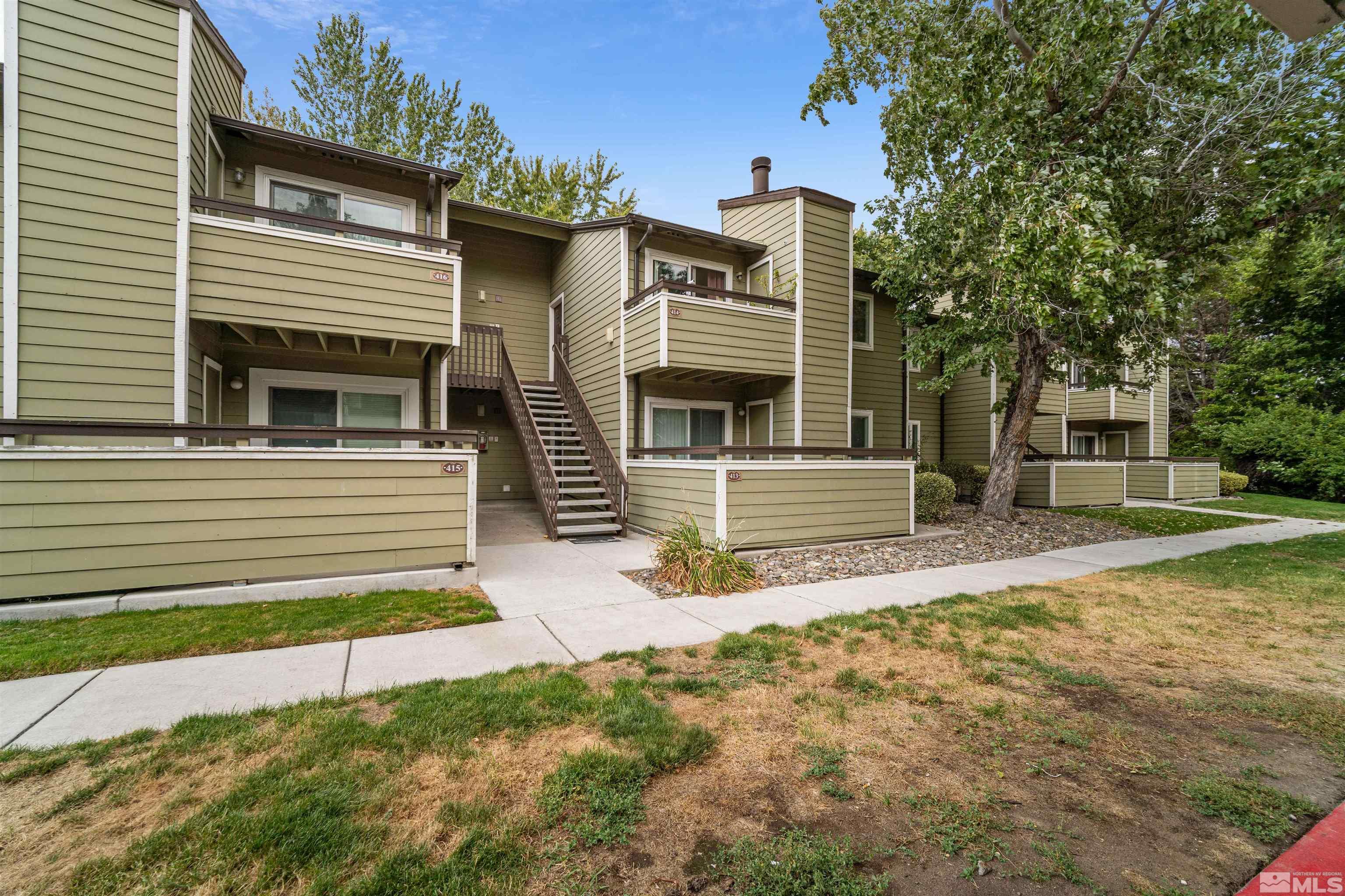 Photo #3: 240006860 Listing 