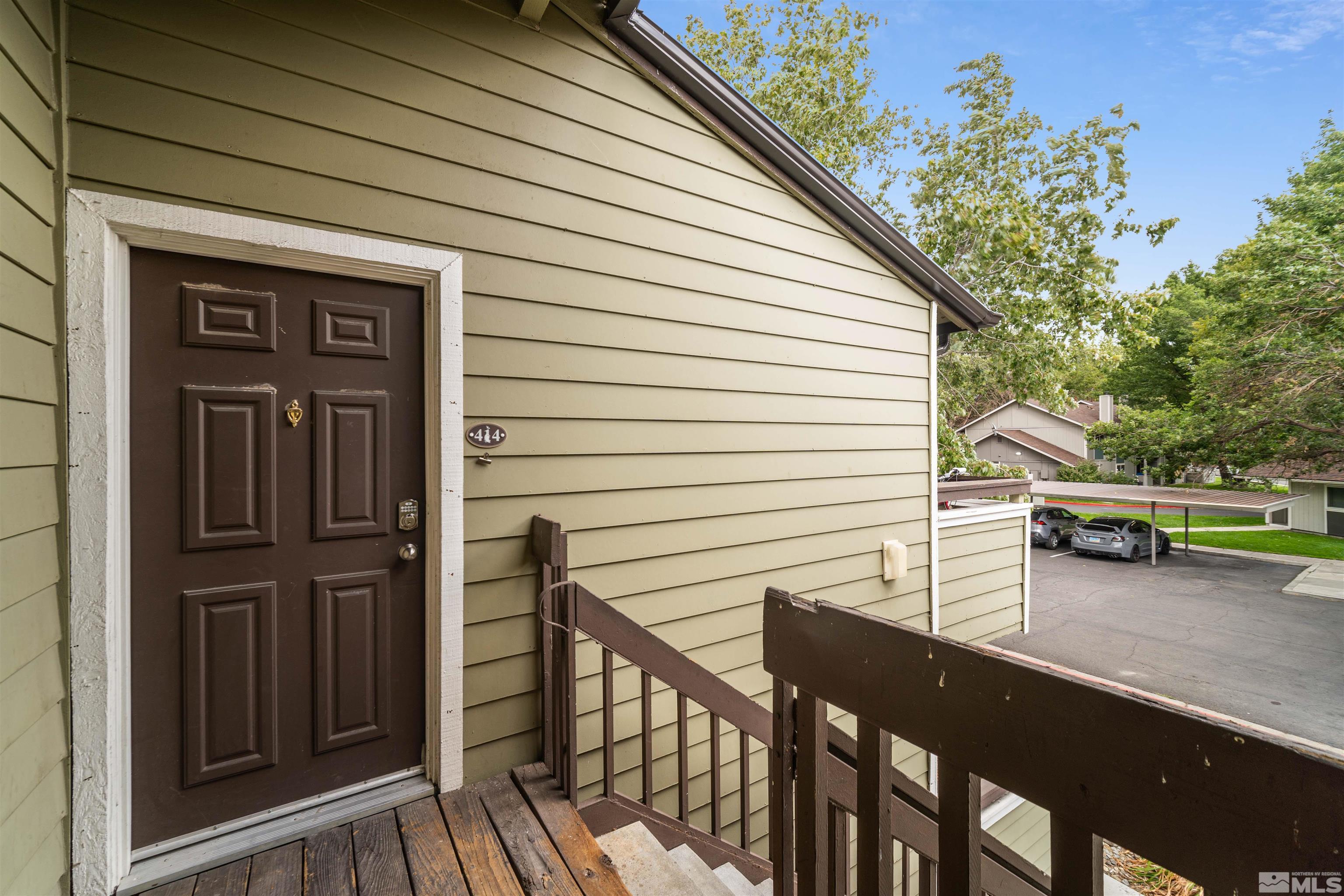 Photo #4: 240006860 Listing 