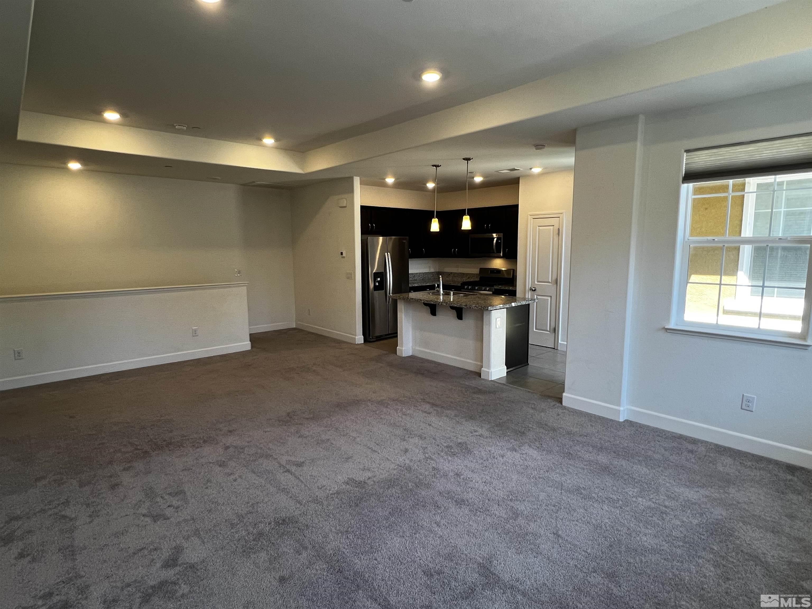 Photo #5: 240006990 Listing 