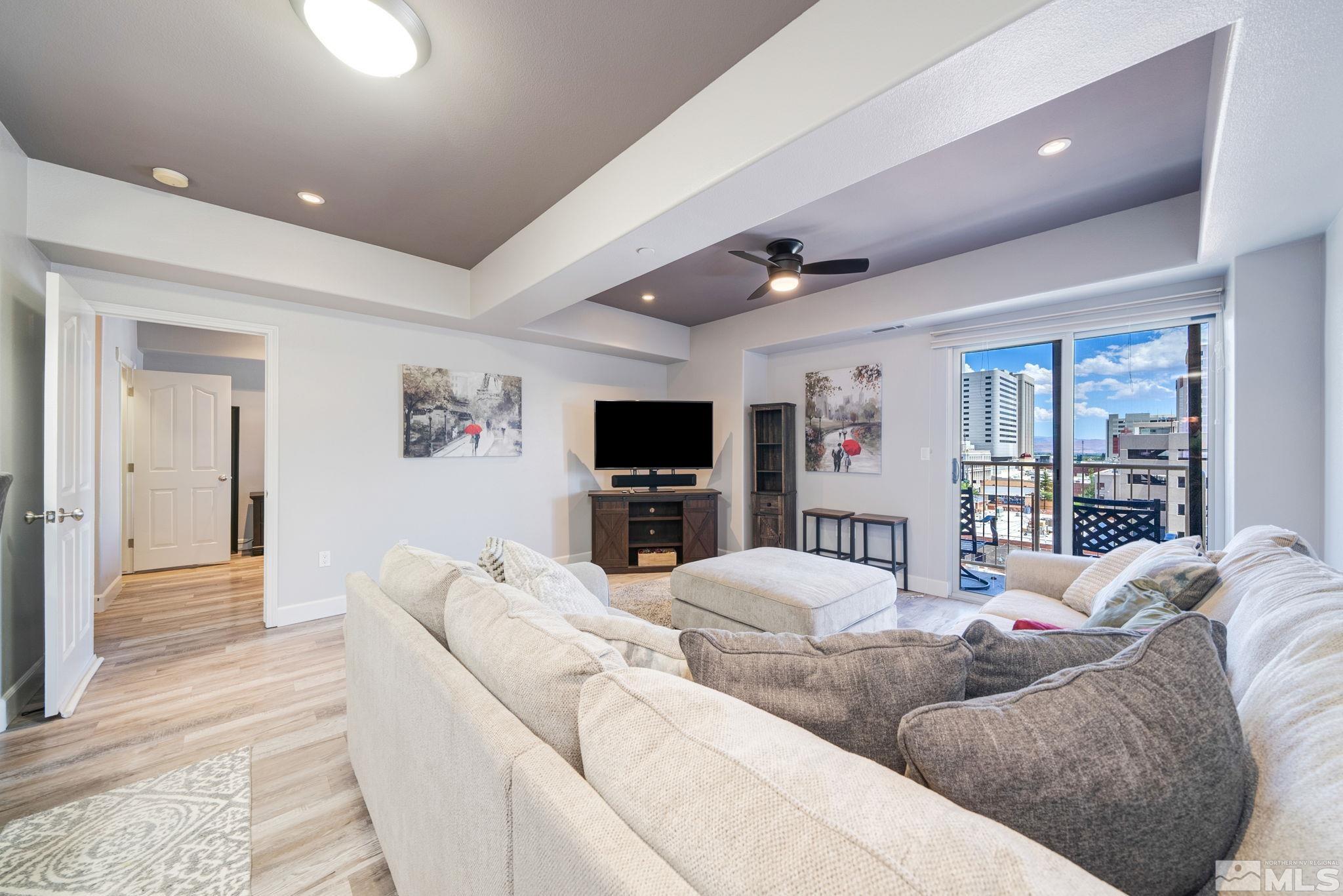 Photo #2: 240007013 Listing 