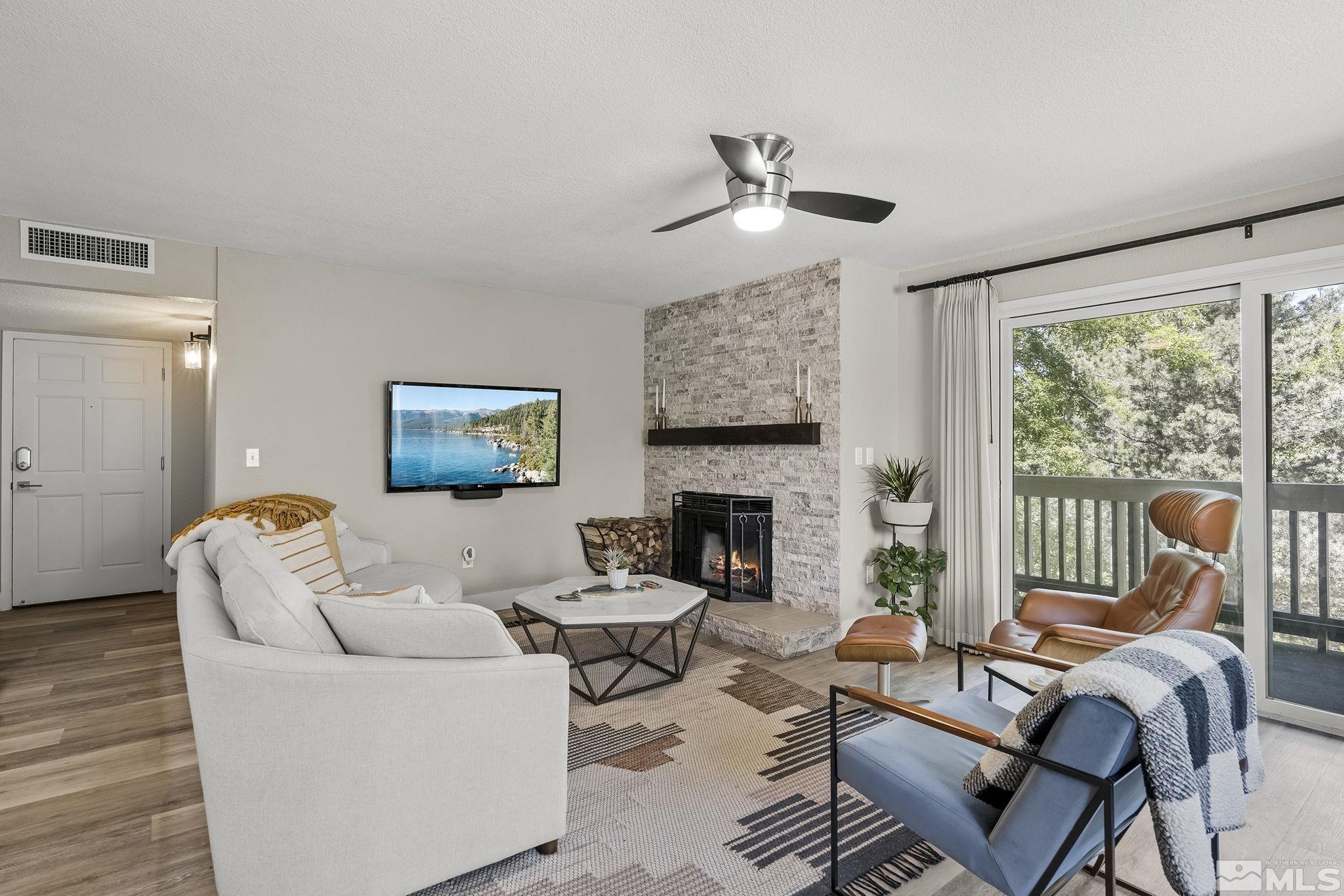 Photo #3: 240007099 Listing 