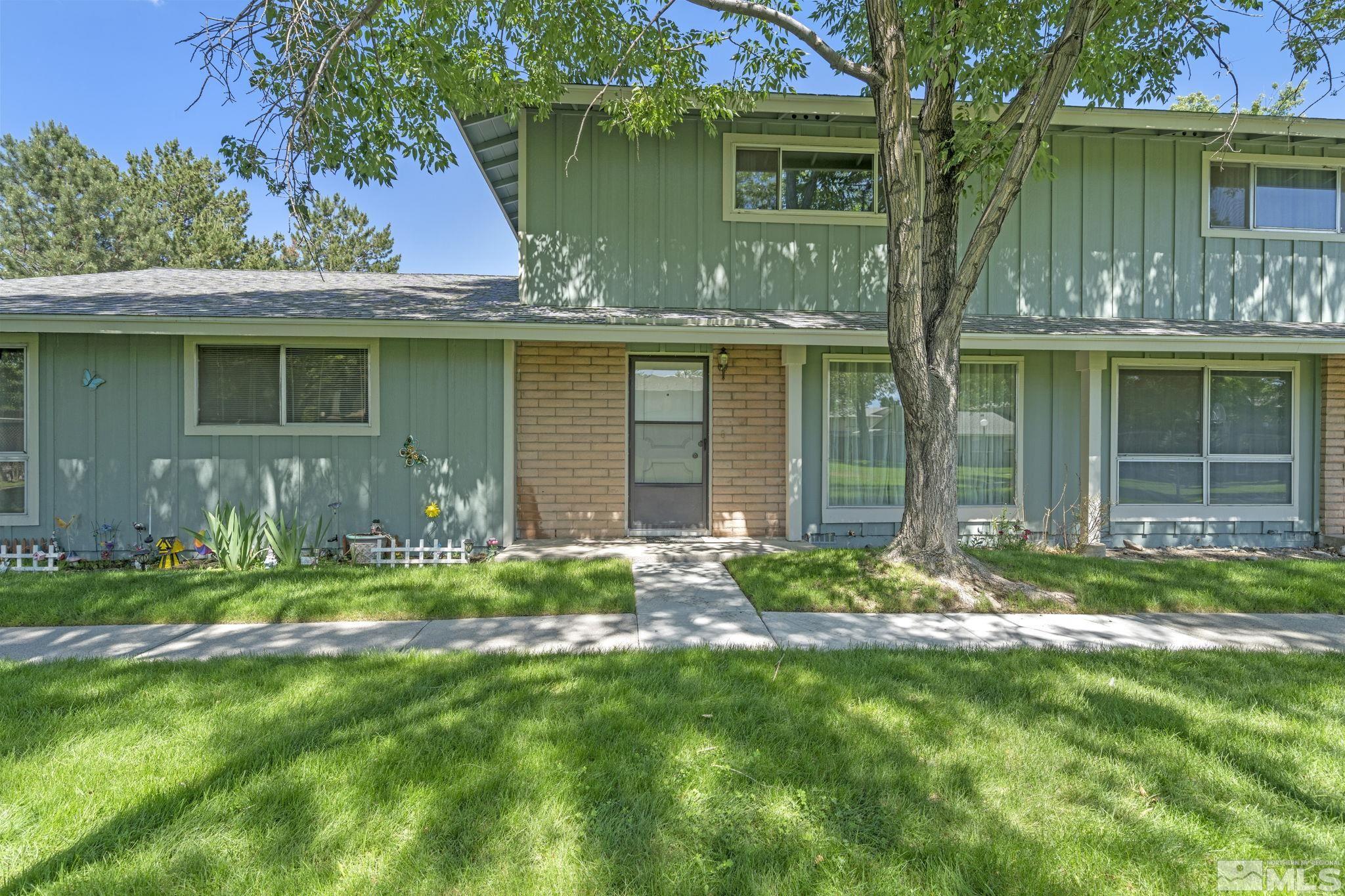 Photo #2: 240007201 Listing 