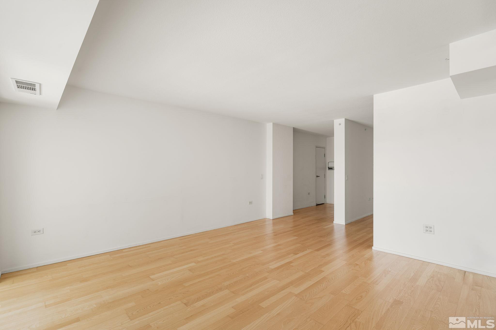 Photo #6: 240007240 Listing 