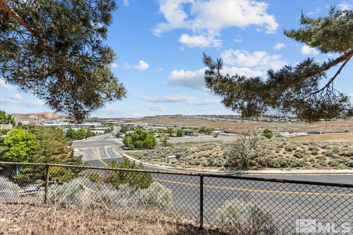 Photo #2: 240007265 Listing 
