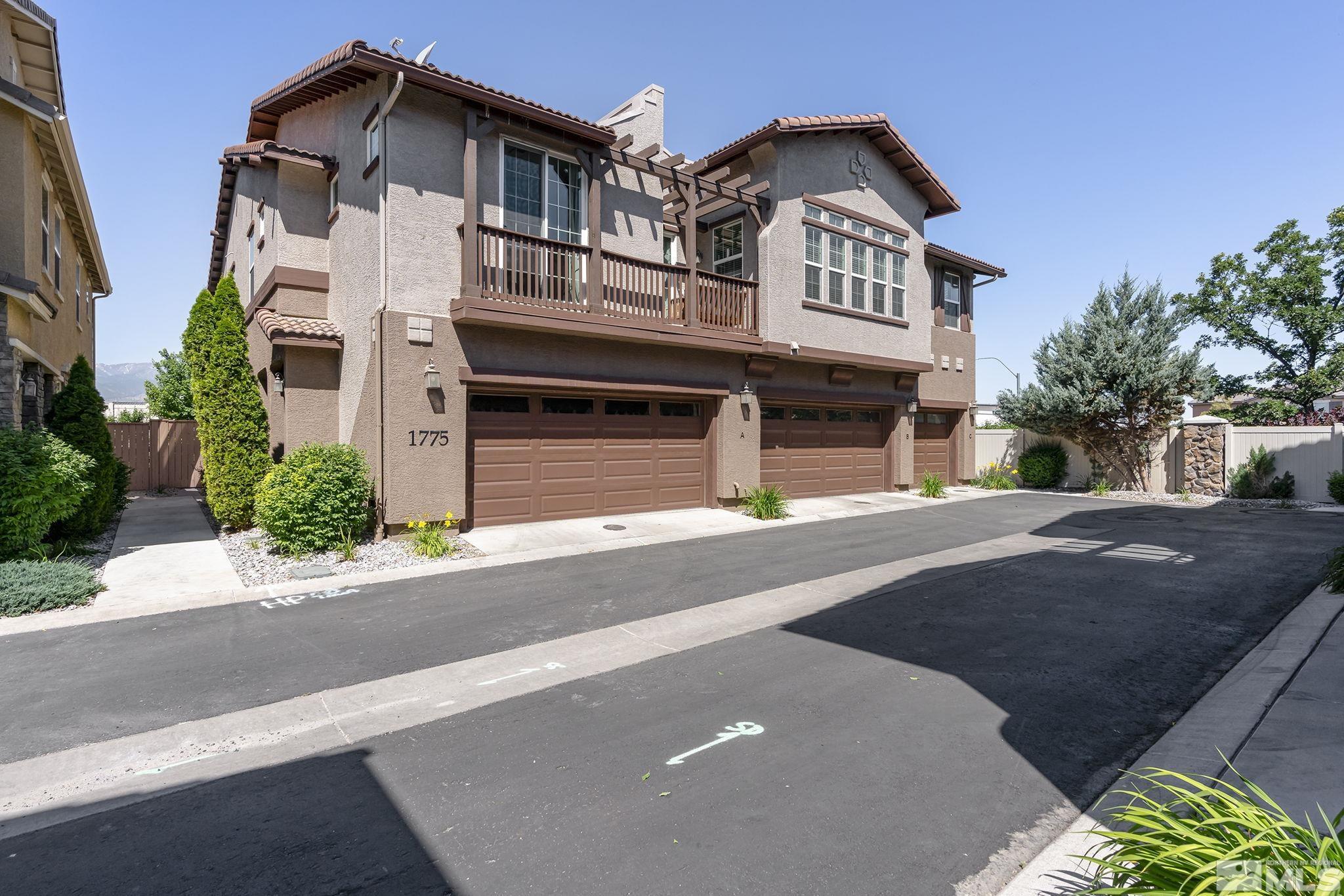 Photo #2: 240007307 Listing 