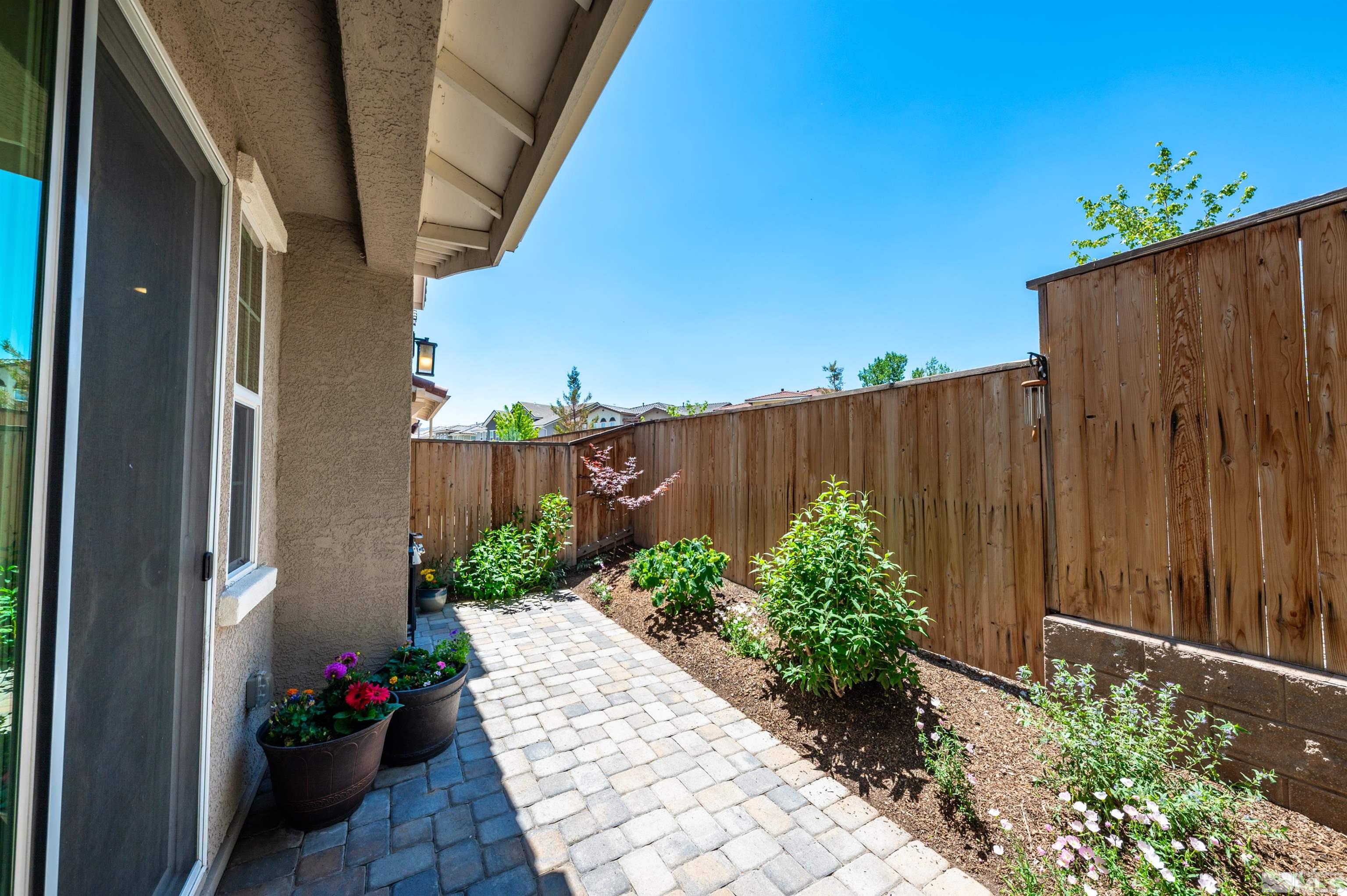 Photo #5: 240007421 Listing 