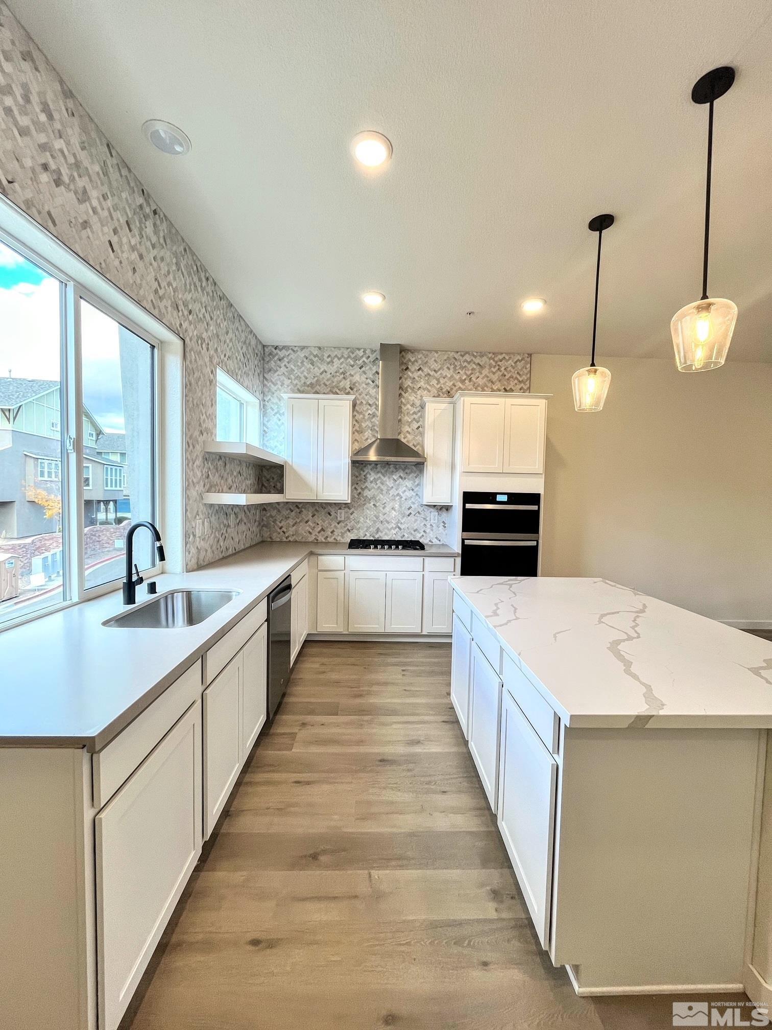 Photo #6: 240007495 Listing 