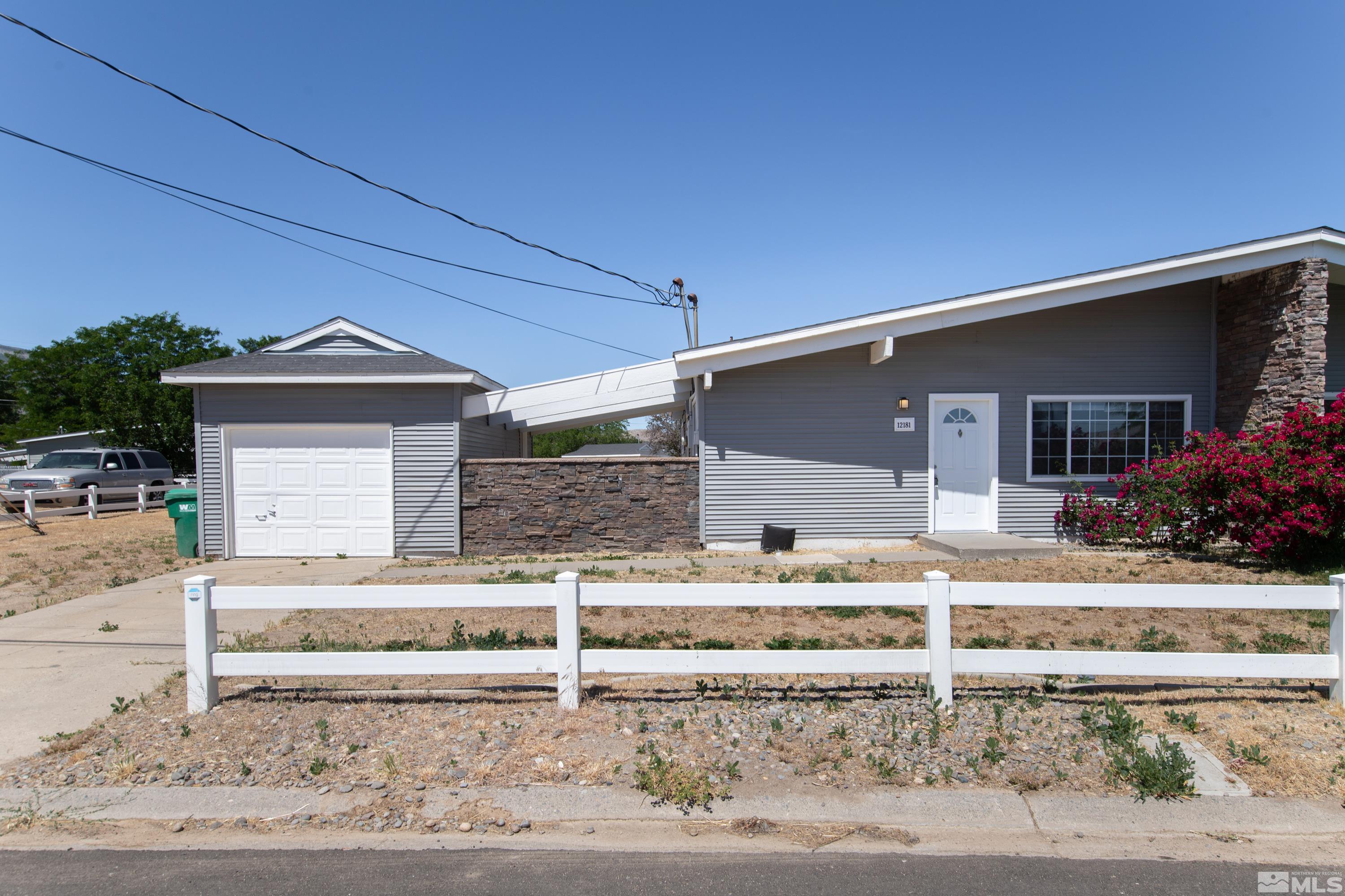 Photo #4: 240007508 Listing 