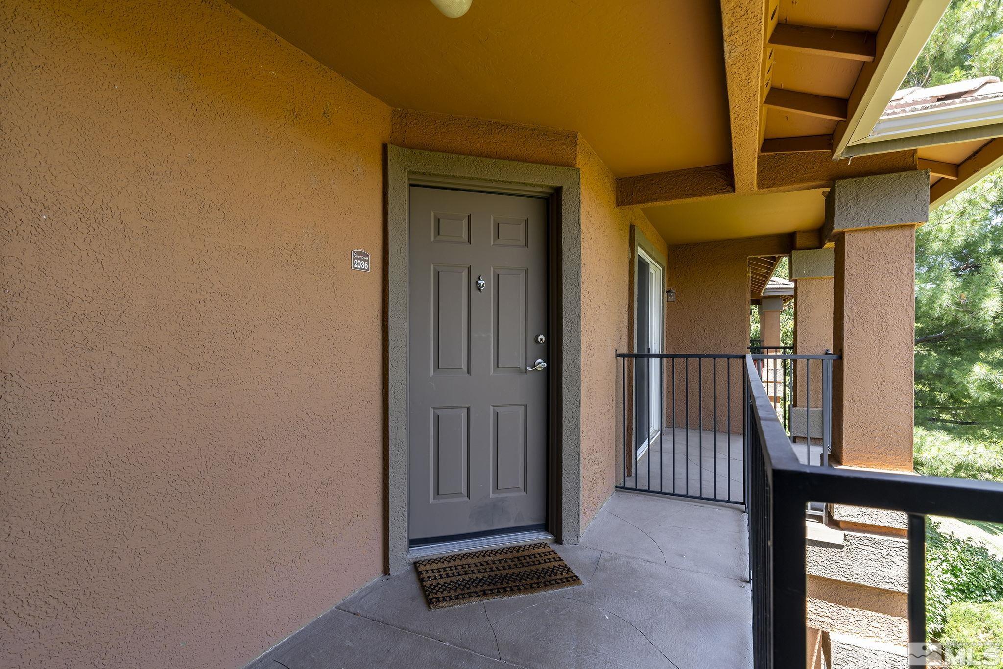 Photo #2: 240007605 Listing 