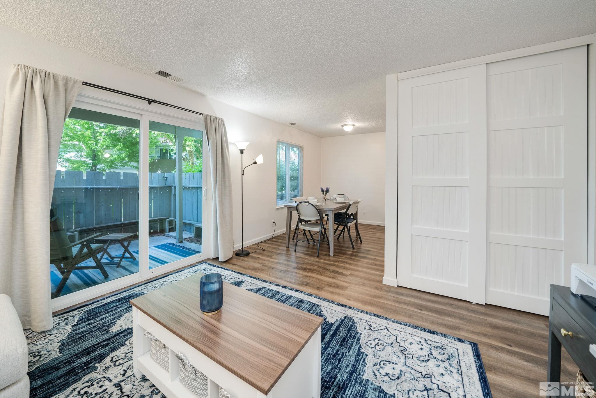 Photo #6: 240007688 Listing 