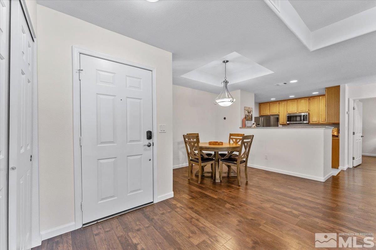 Photo #2: 240007840 Listing 