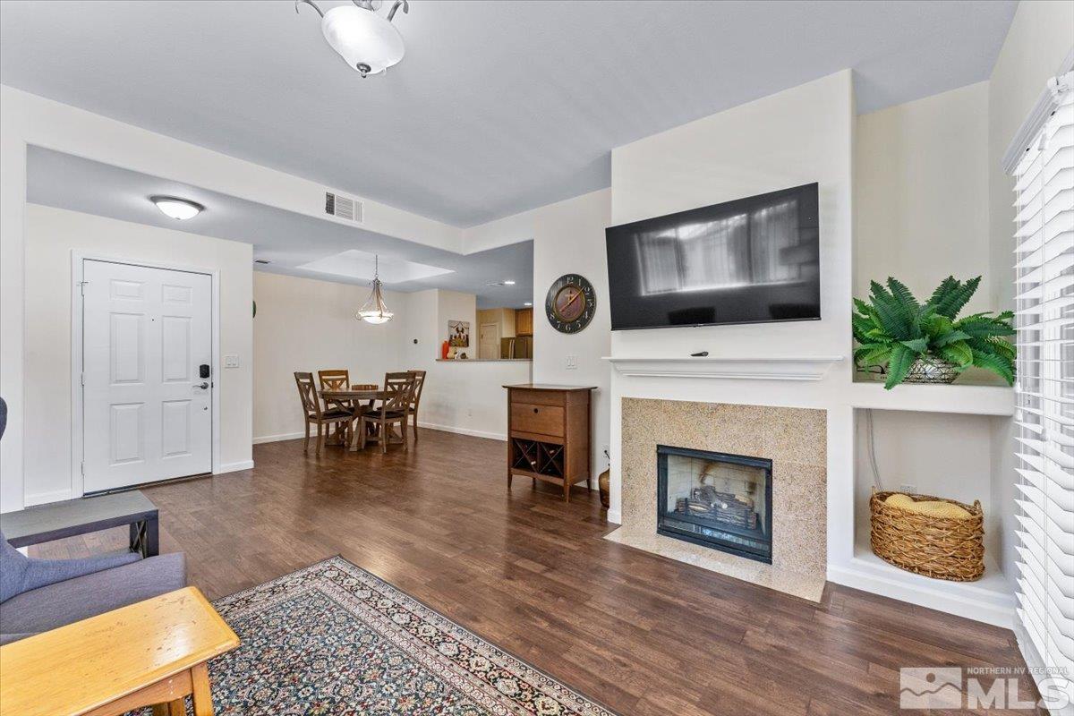 Photo #6: 240007840 Listing 