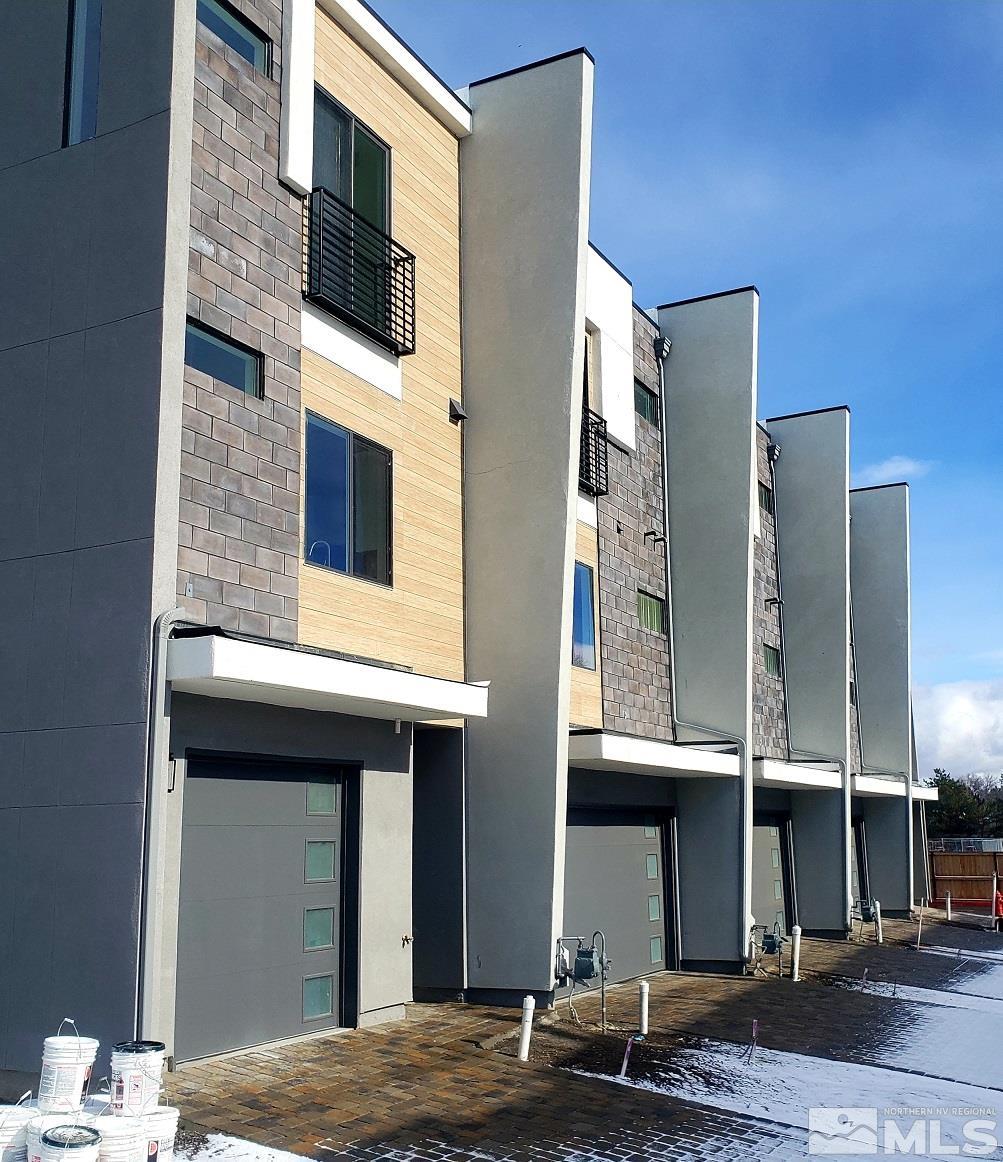 Photo #3: 240007936 Listing 