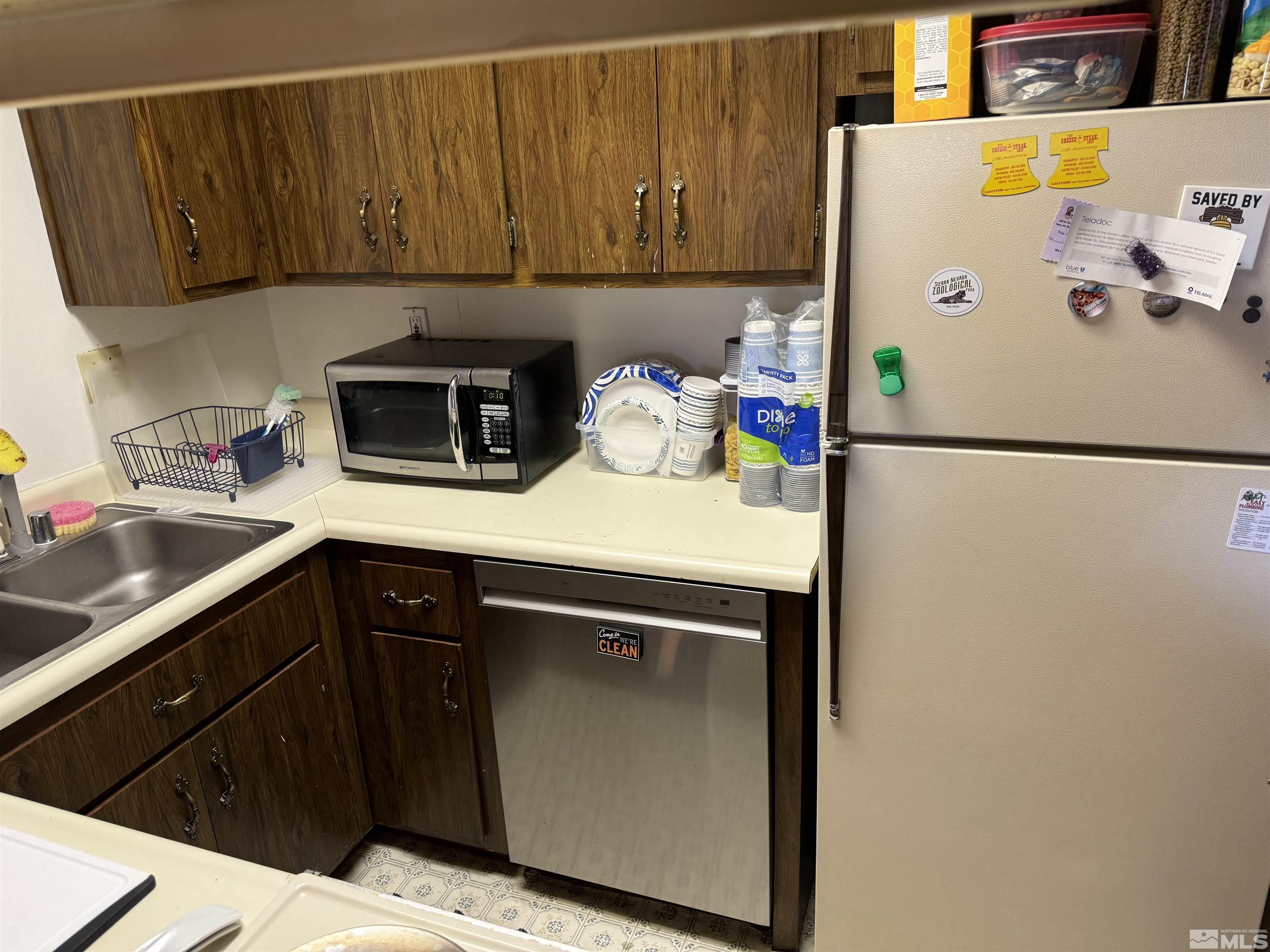 Photo #6: 240008048 Listing 