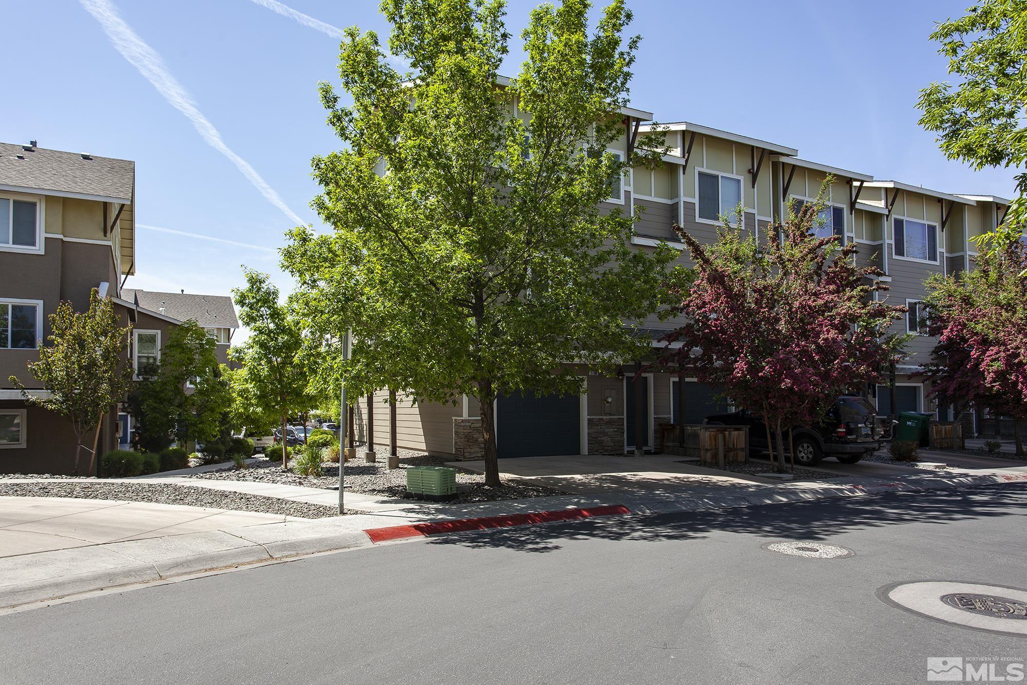 Photo #2: 240008198 Listing 