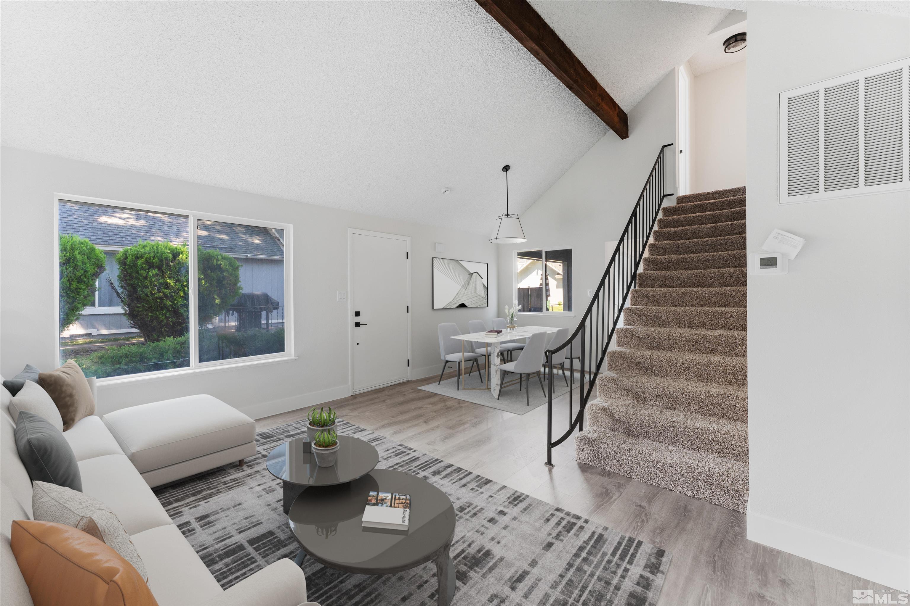 Photo #2: 240008433 Listing 
