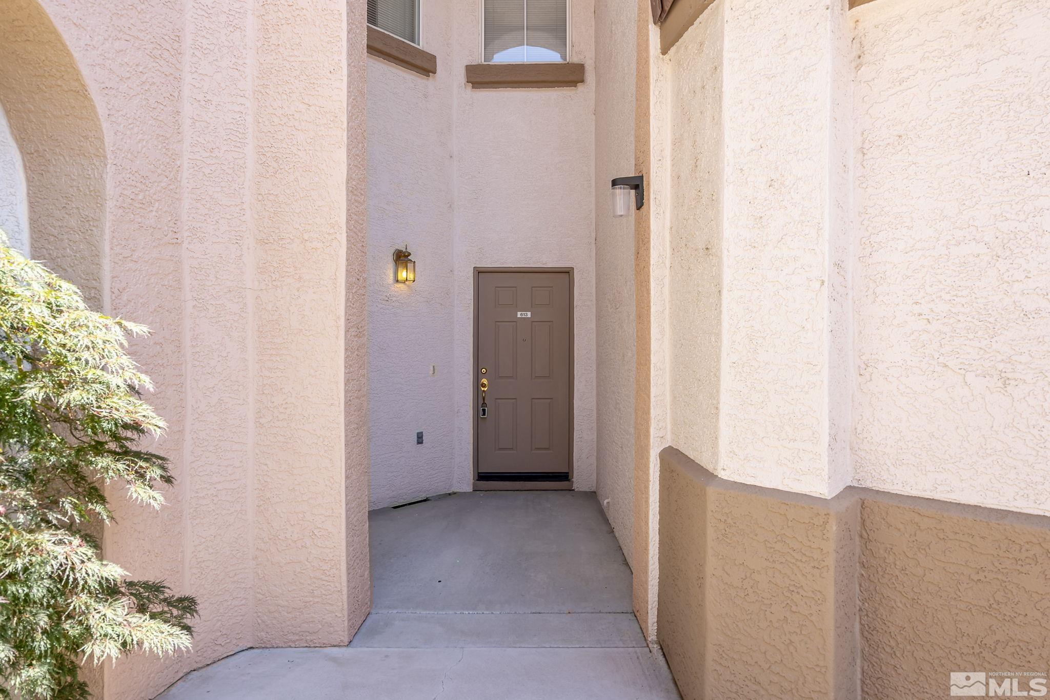Photo #2: 240008770 Listing 