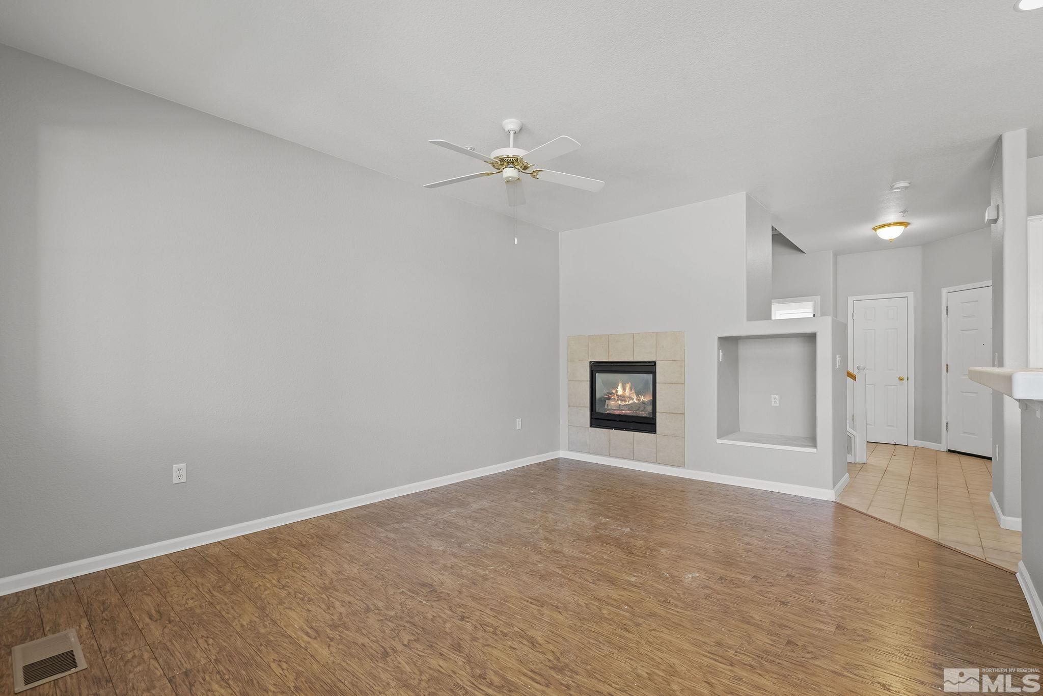 Photo #6: 240008770 Listing 