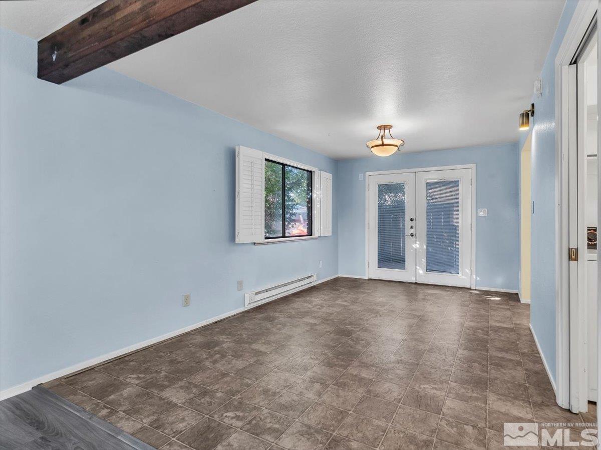 Photo #5: 240008834 Listing 