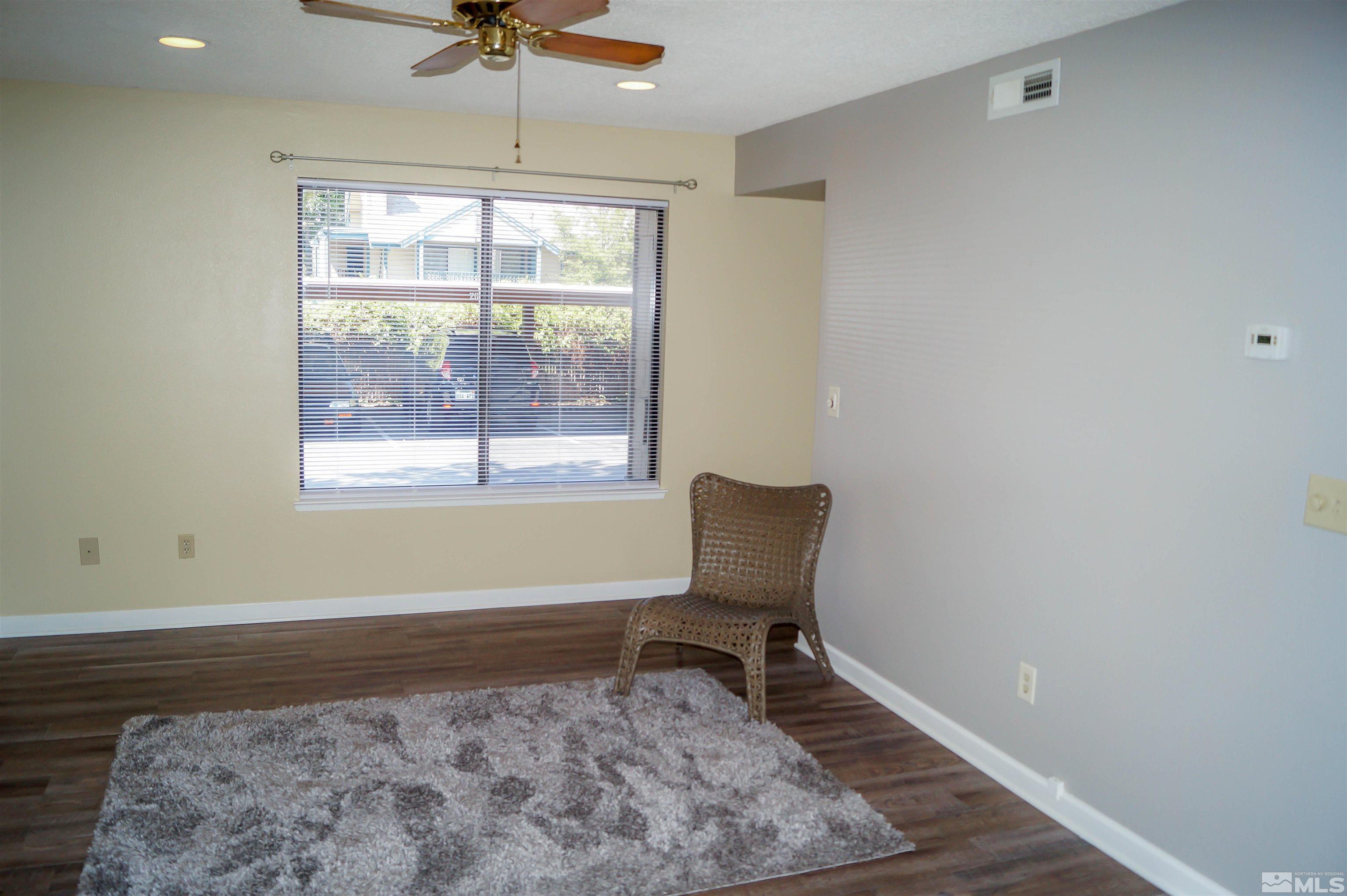 Photo #15: 240008960 Listing: Photo #15