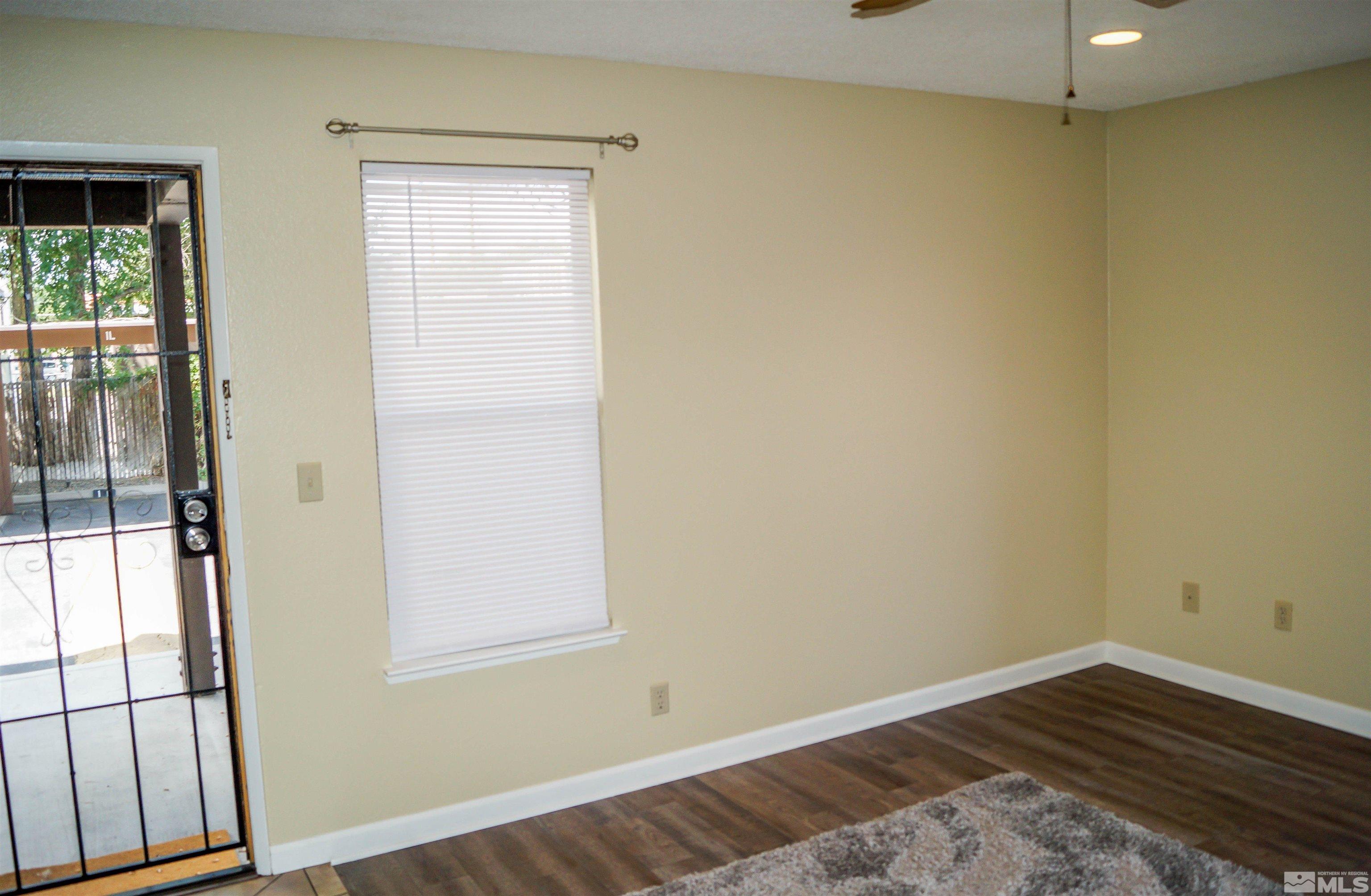 Photo #16: 240008960 Listing: Photo #16