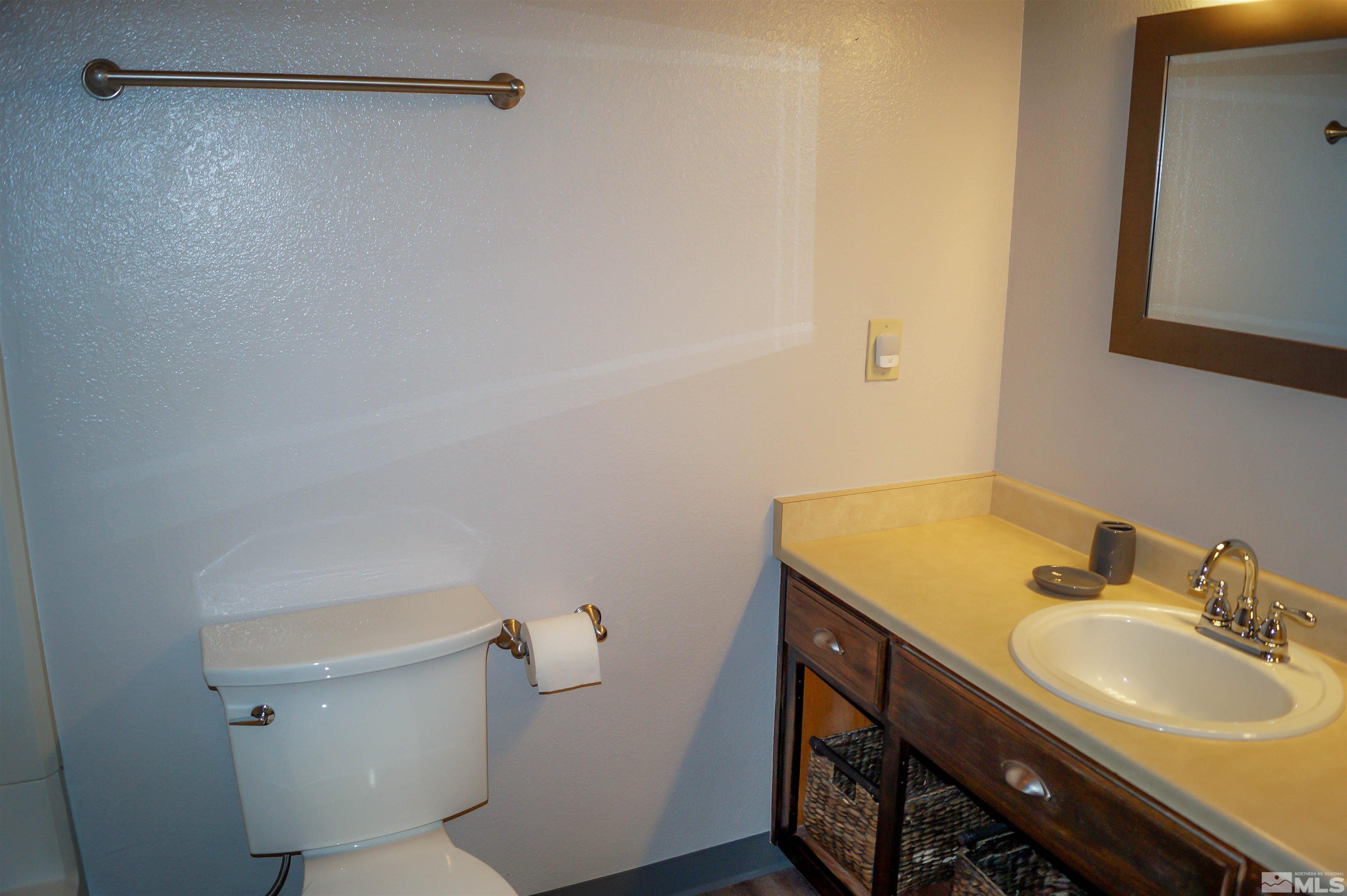 Photo #20: 240008960 Listing: Photo #20