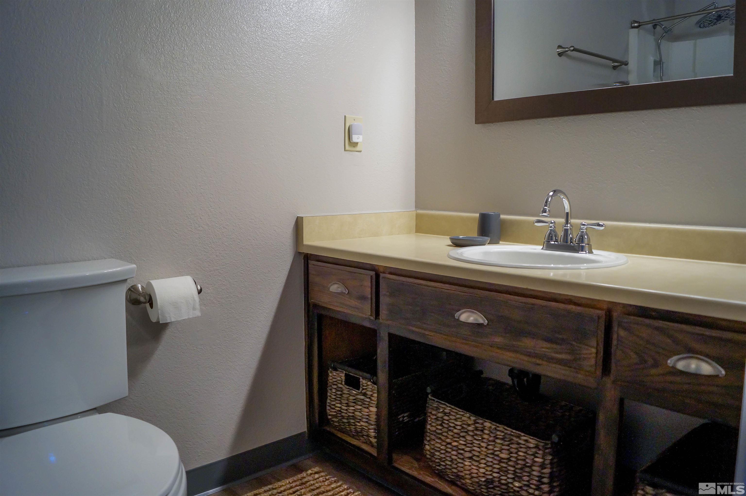 Photo #21: 240008960 Listing: Photo #21