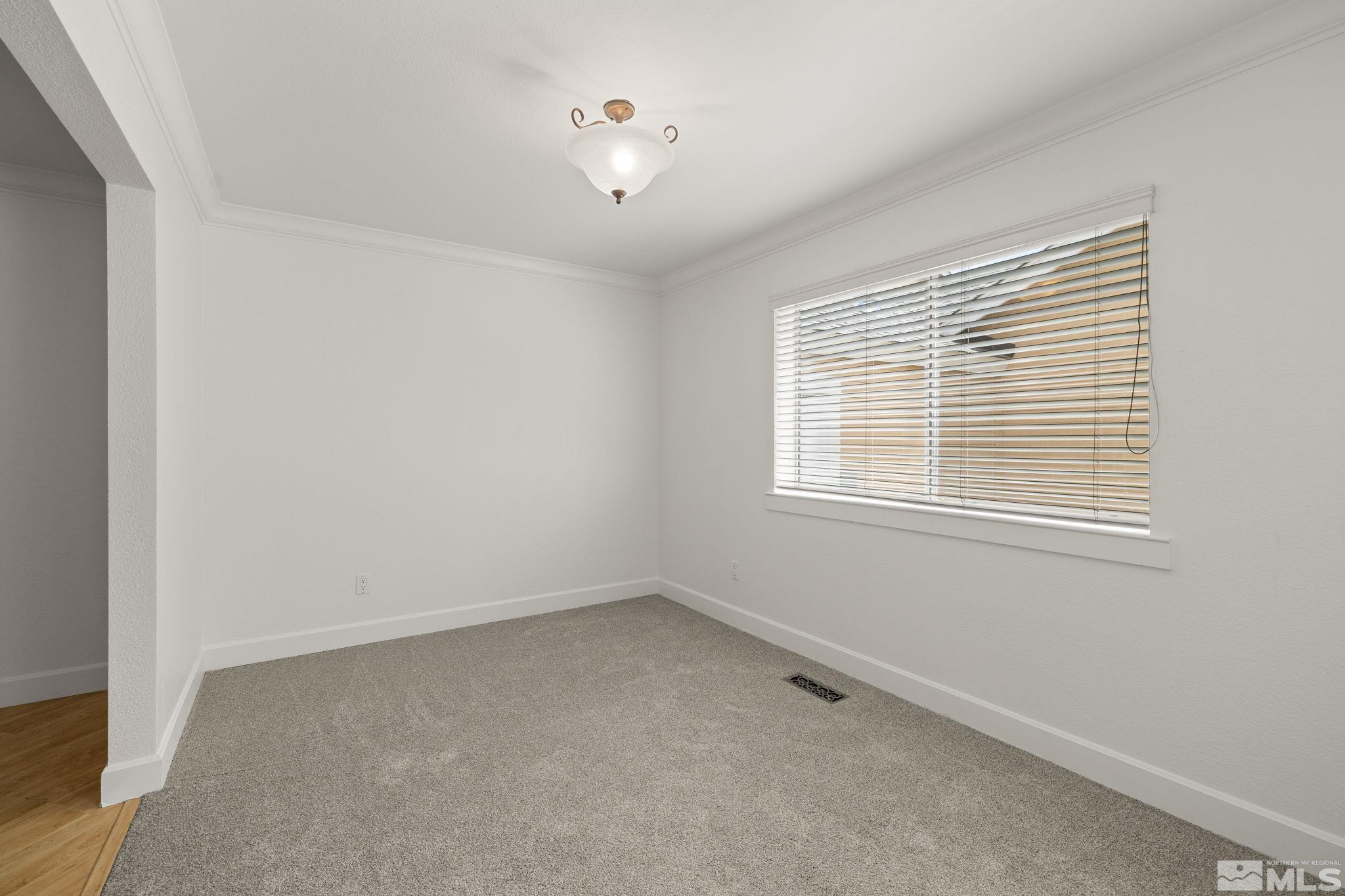 Photo #4: 240008978 Listing 