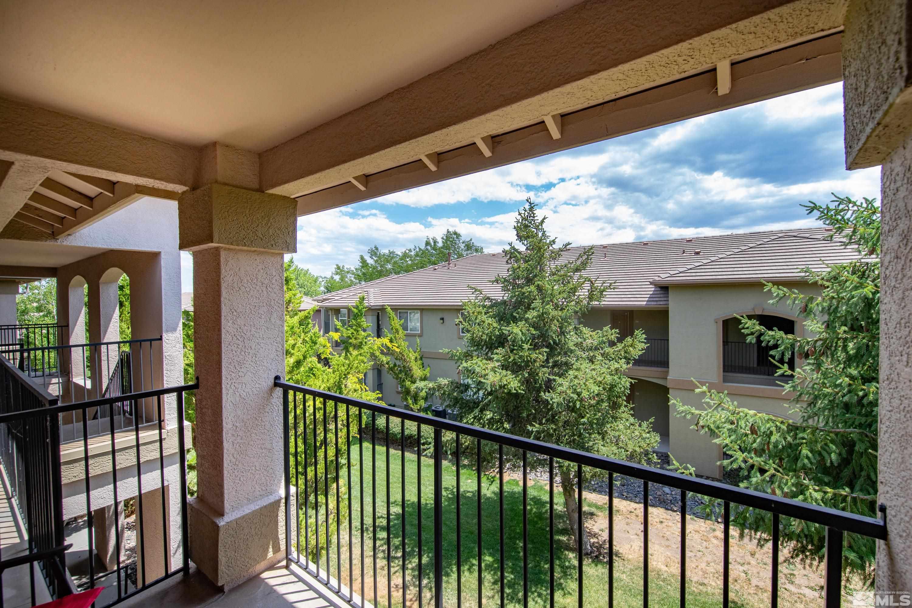 Photo #2: 240009007 Listing 