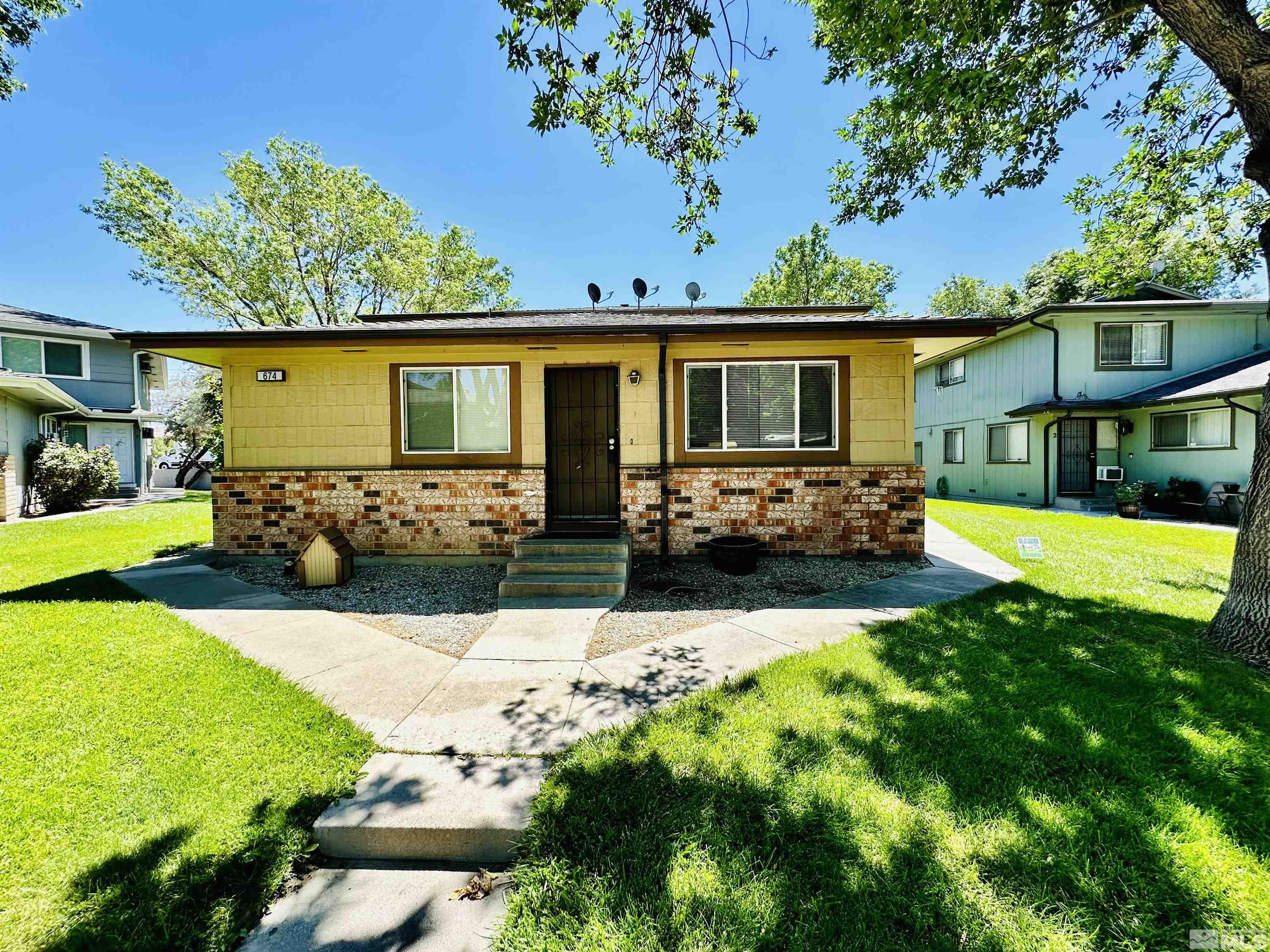 Photo #2: 240009141 Listing 