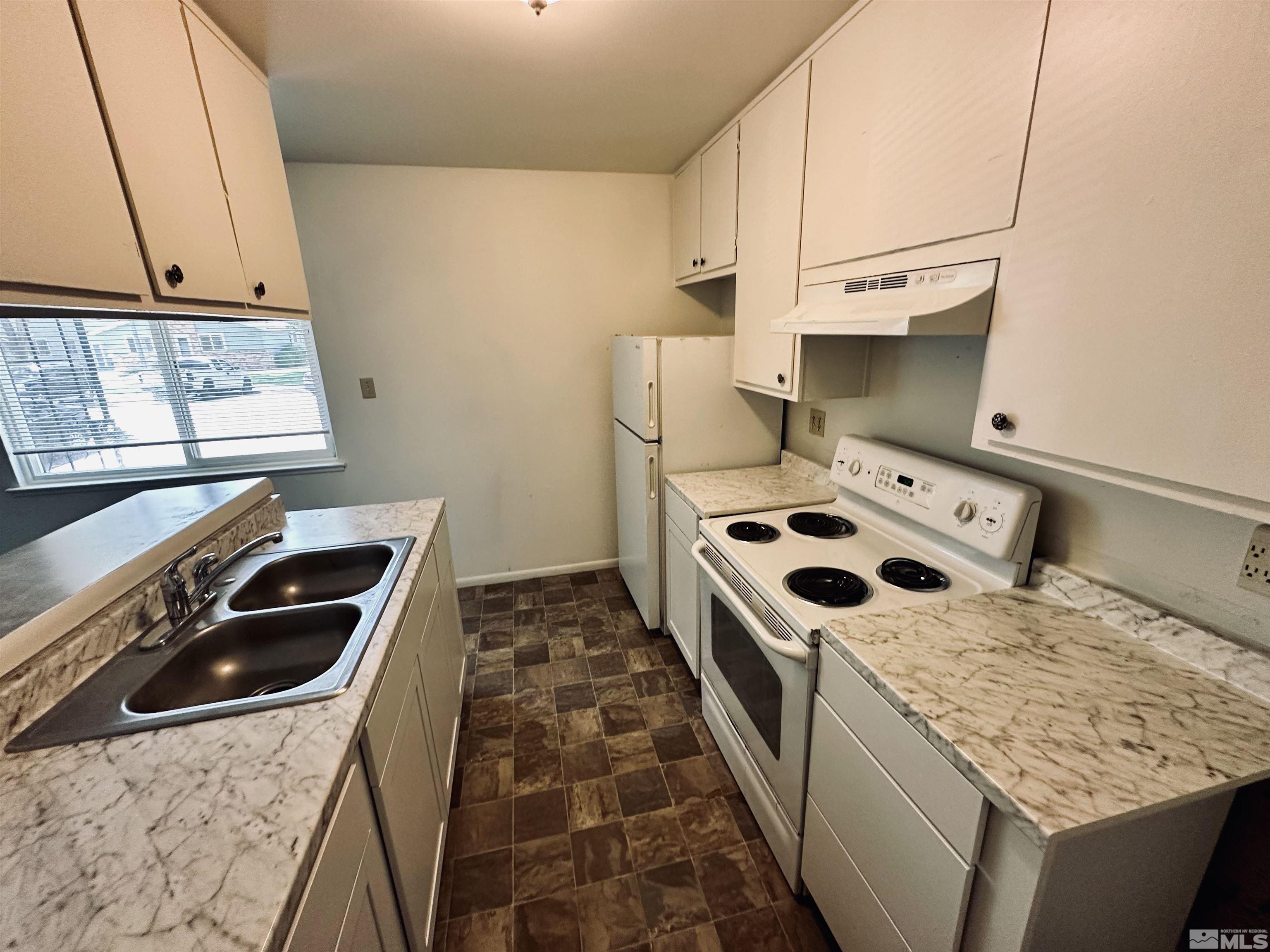 Photo #4: 240009141 Listing 