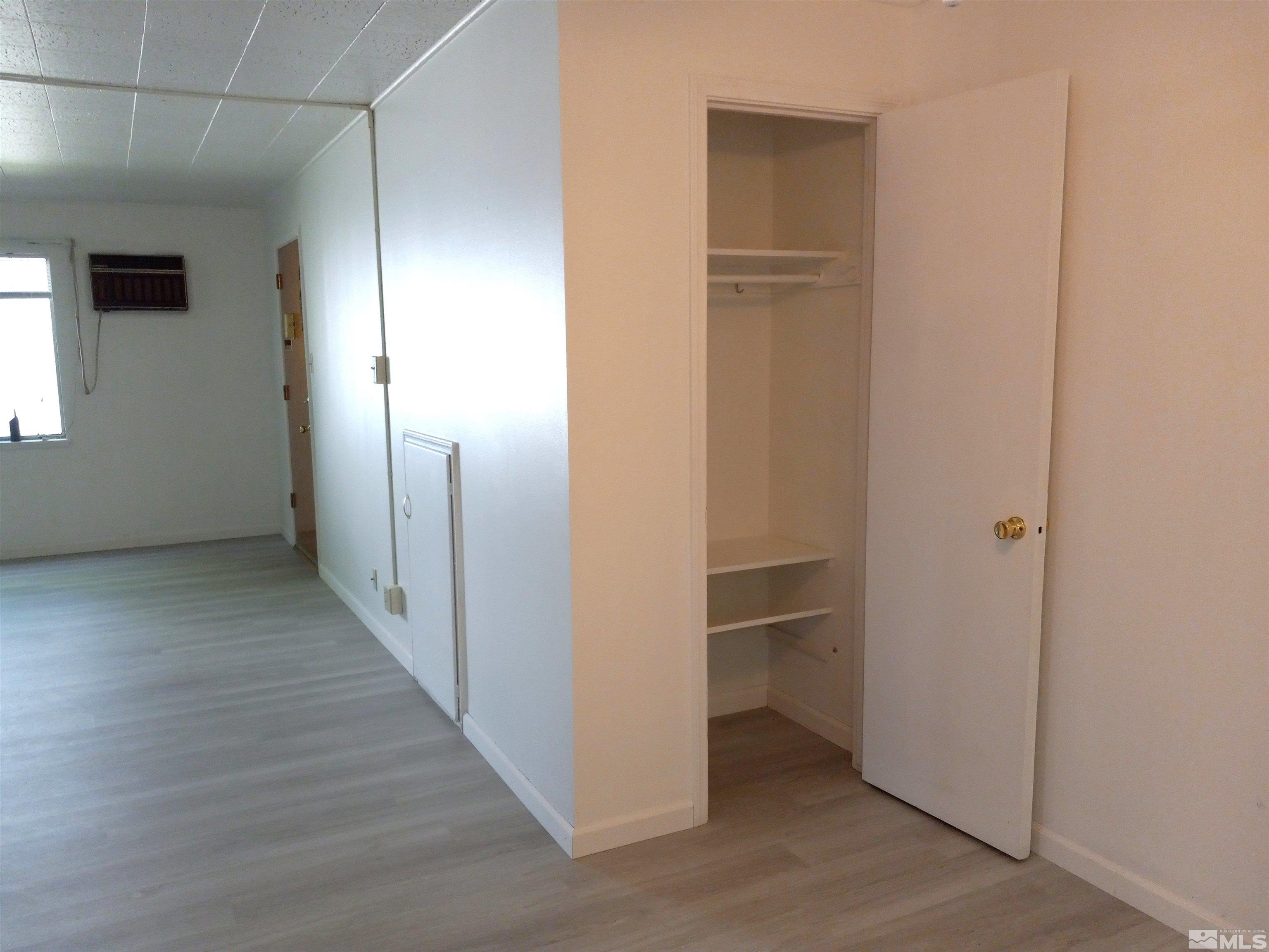 Photo #9: 240009242 Listing: Photo #9