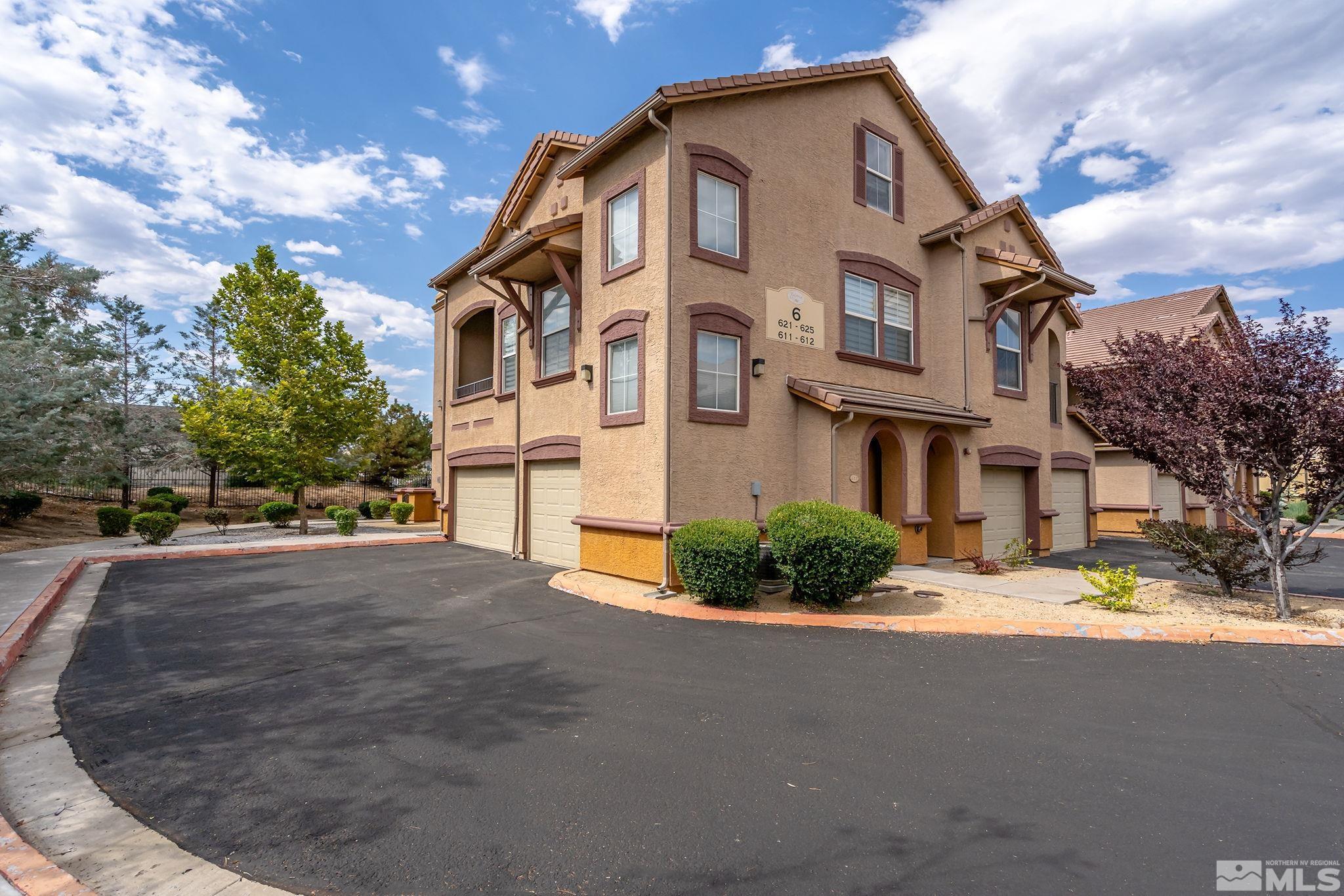 Photo #2: 240009253 Listing 