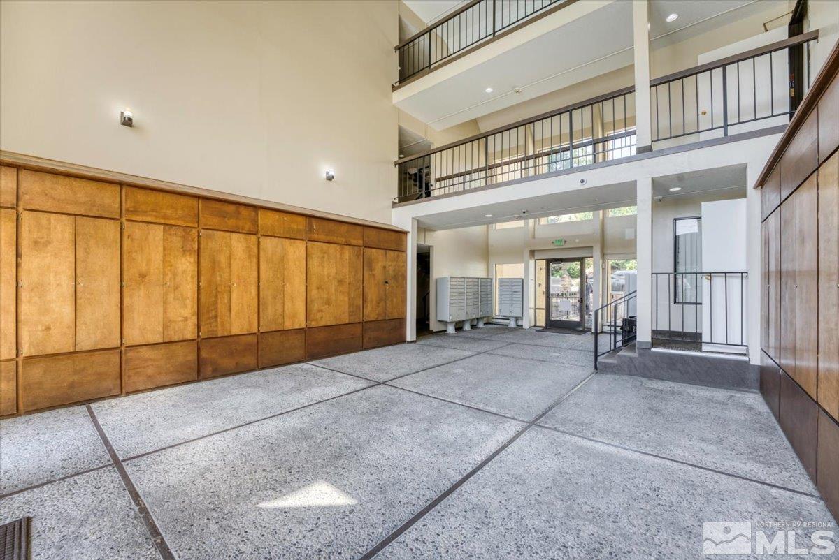 Photo #3: 240009260 Listing 