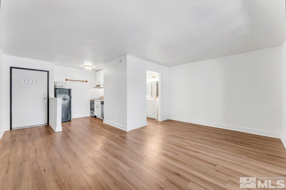 Photo #6: 240009260 Listing 