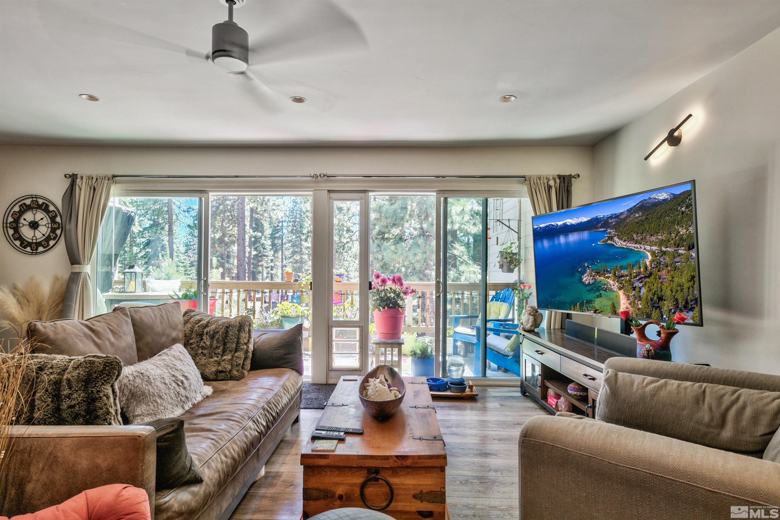 Photo #3: 240009404 Listing 