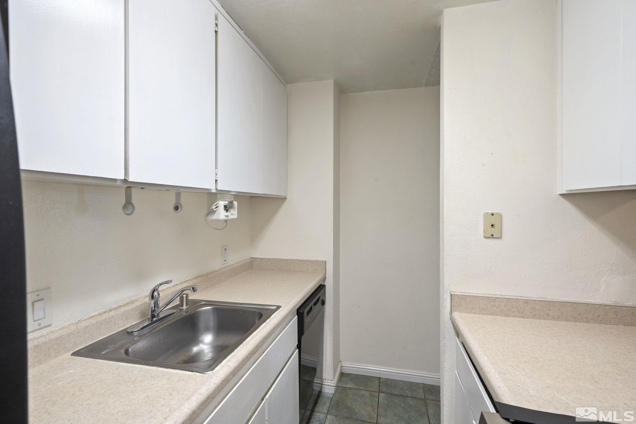 Photo #17: 240009413 Listing: Photo #17