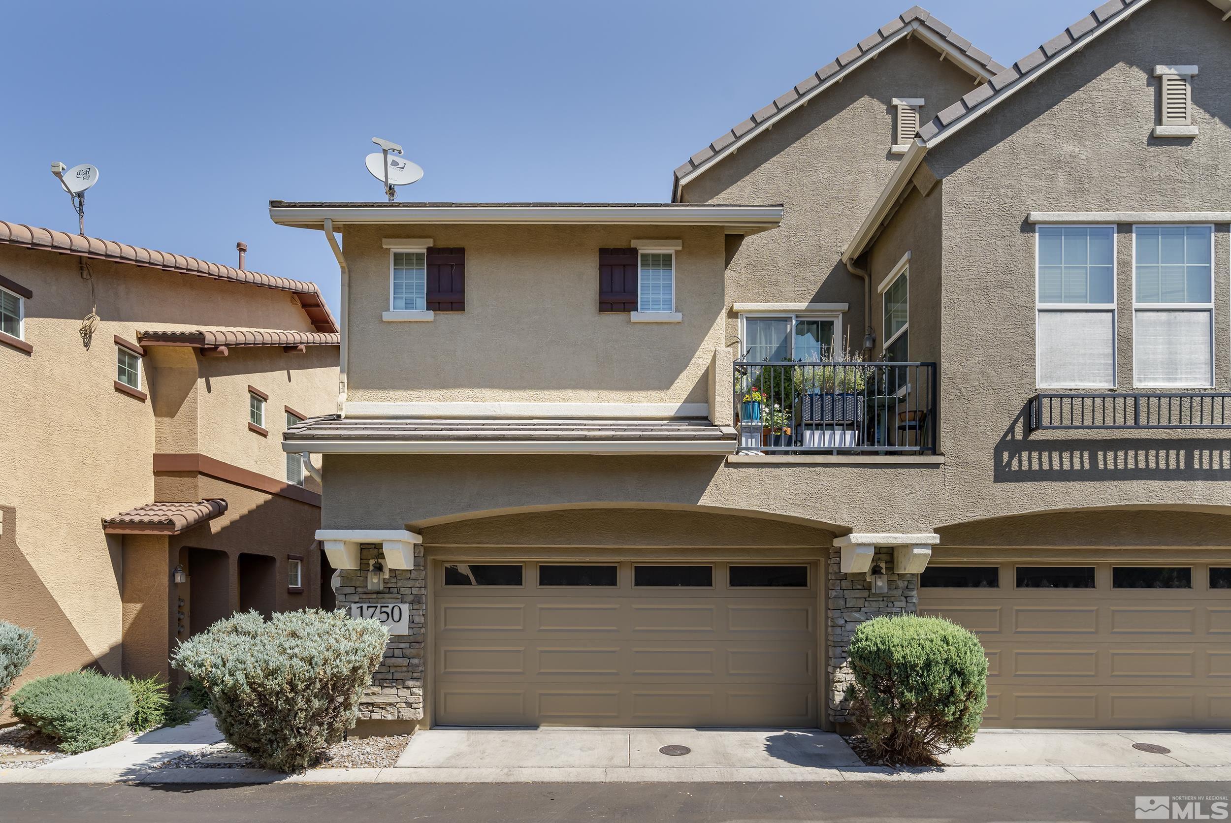 Photo #2: 240009421 Listing 