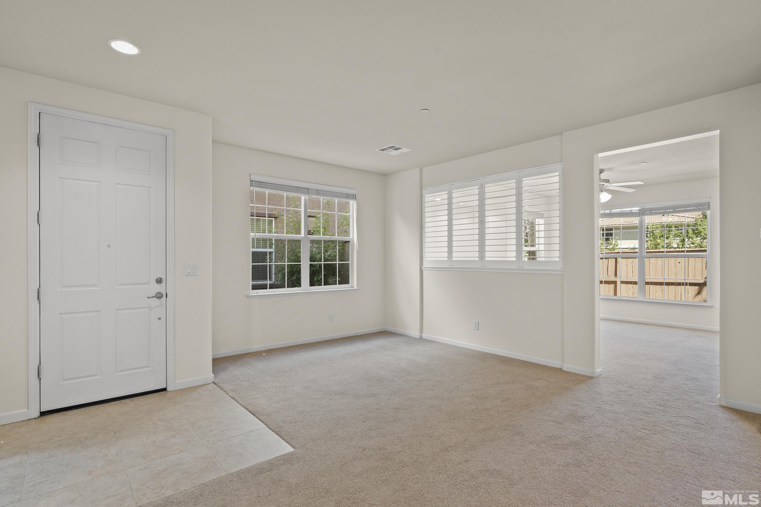 Photo #6: 240009421 Listing 