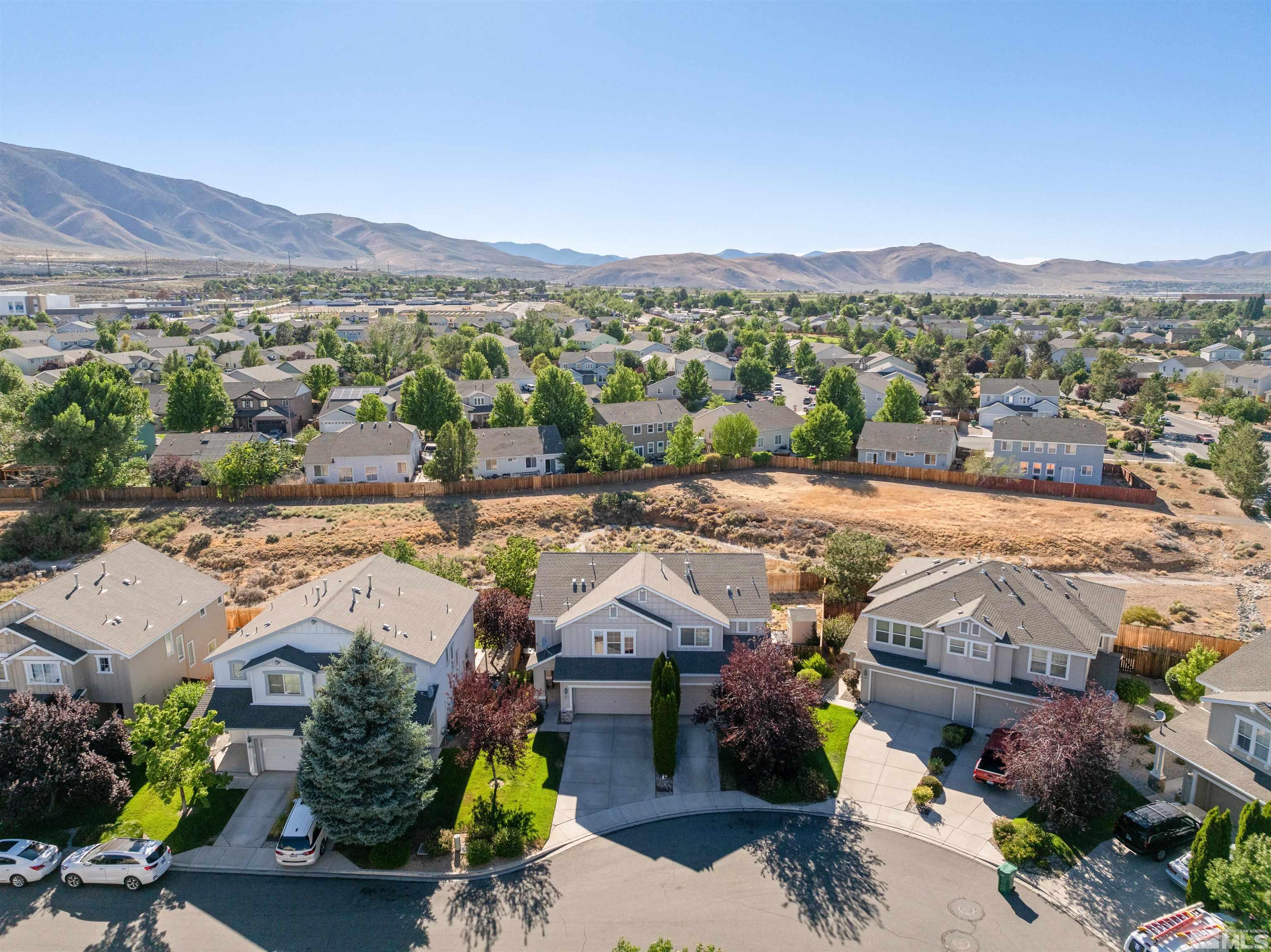 Photo #4: 240009555 Listing 