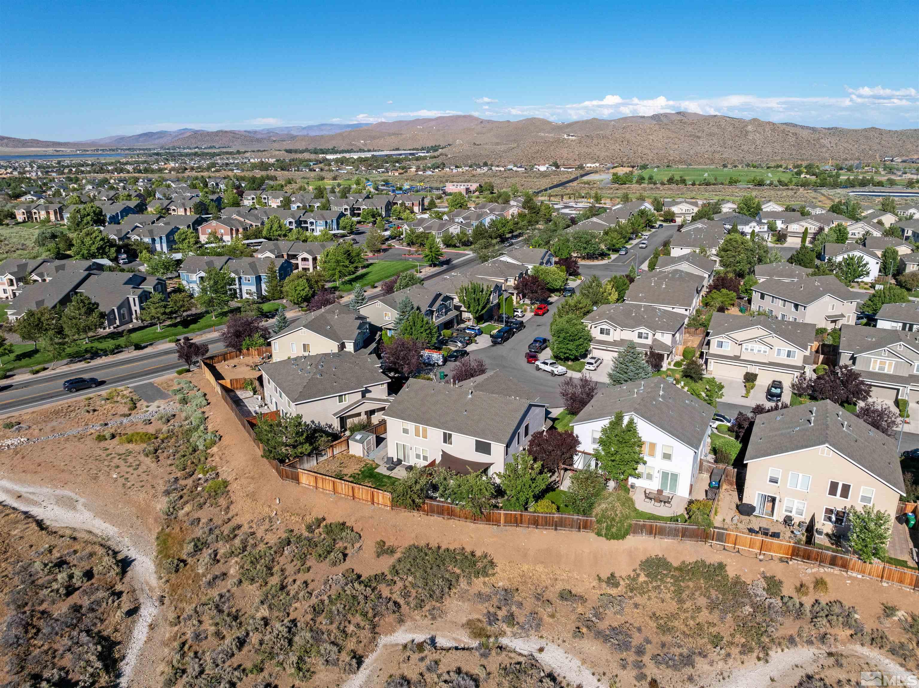 Photo #5: 240009555 Listing 