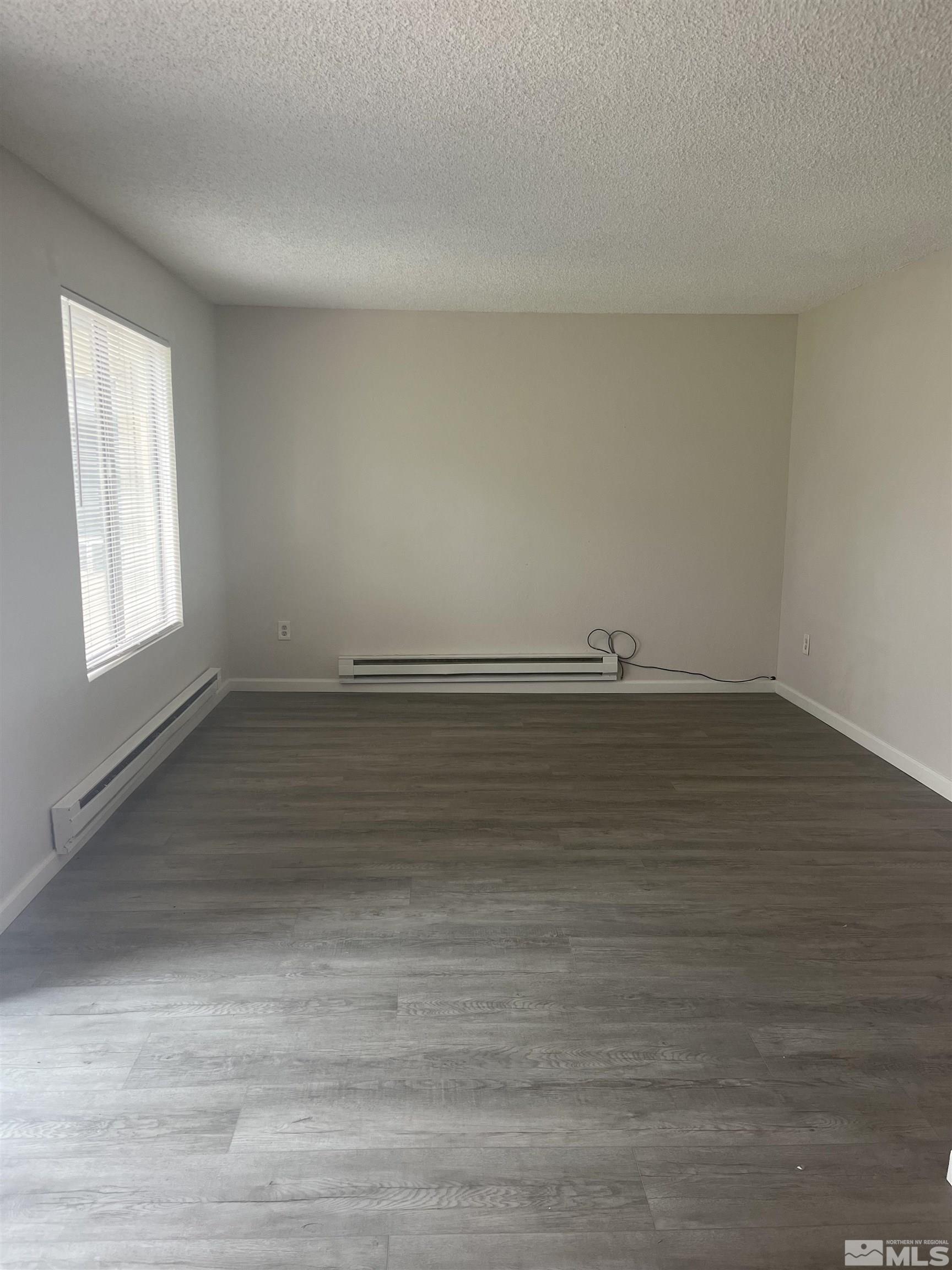 Photo #5: 240009802 Listing 