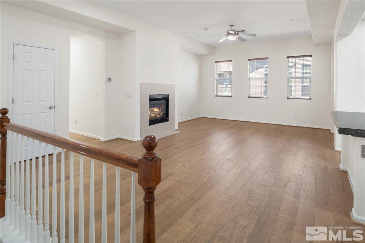 Photo #4: 240009822 Listing 