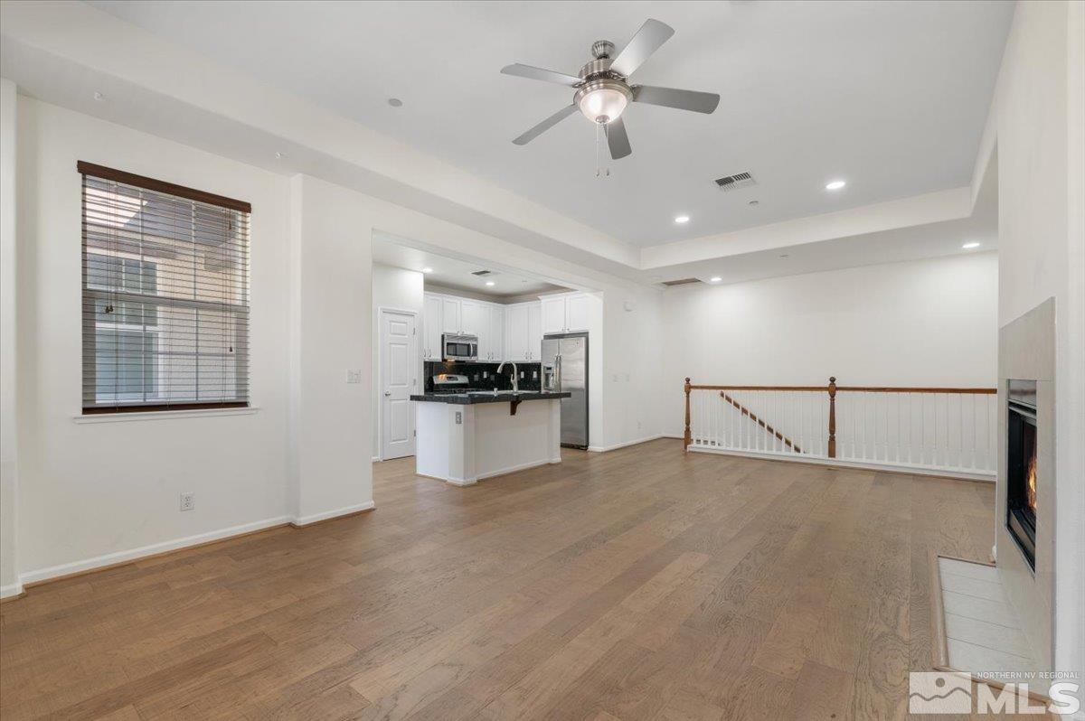 Photo #6: 240009822 Listing 