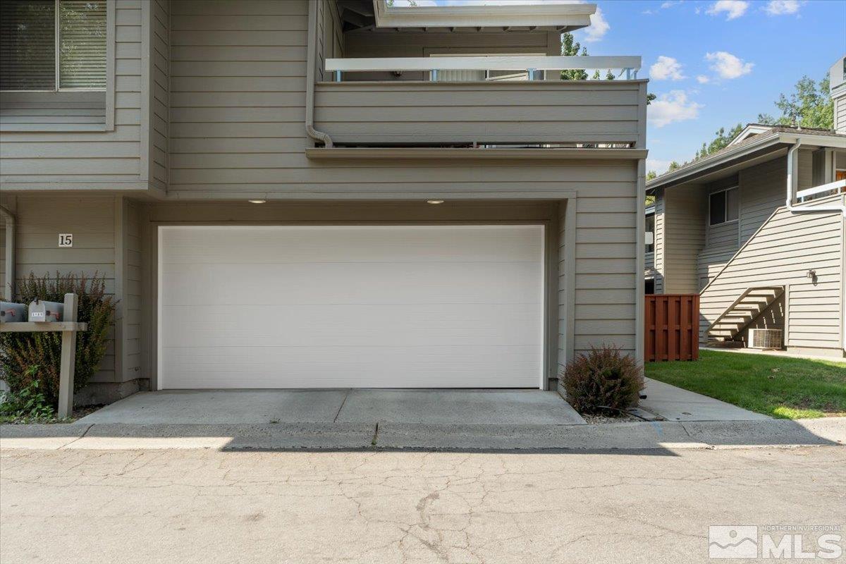 Photo #2: 240009865 Listing 