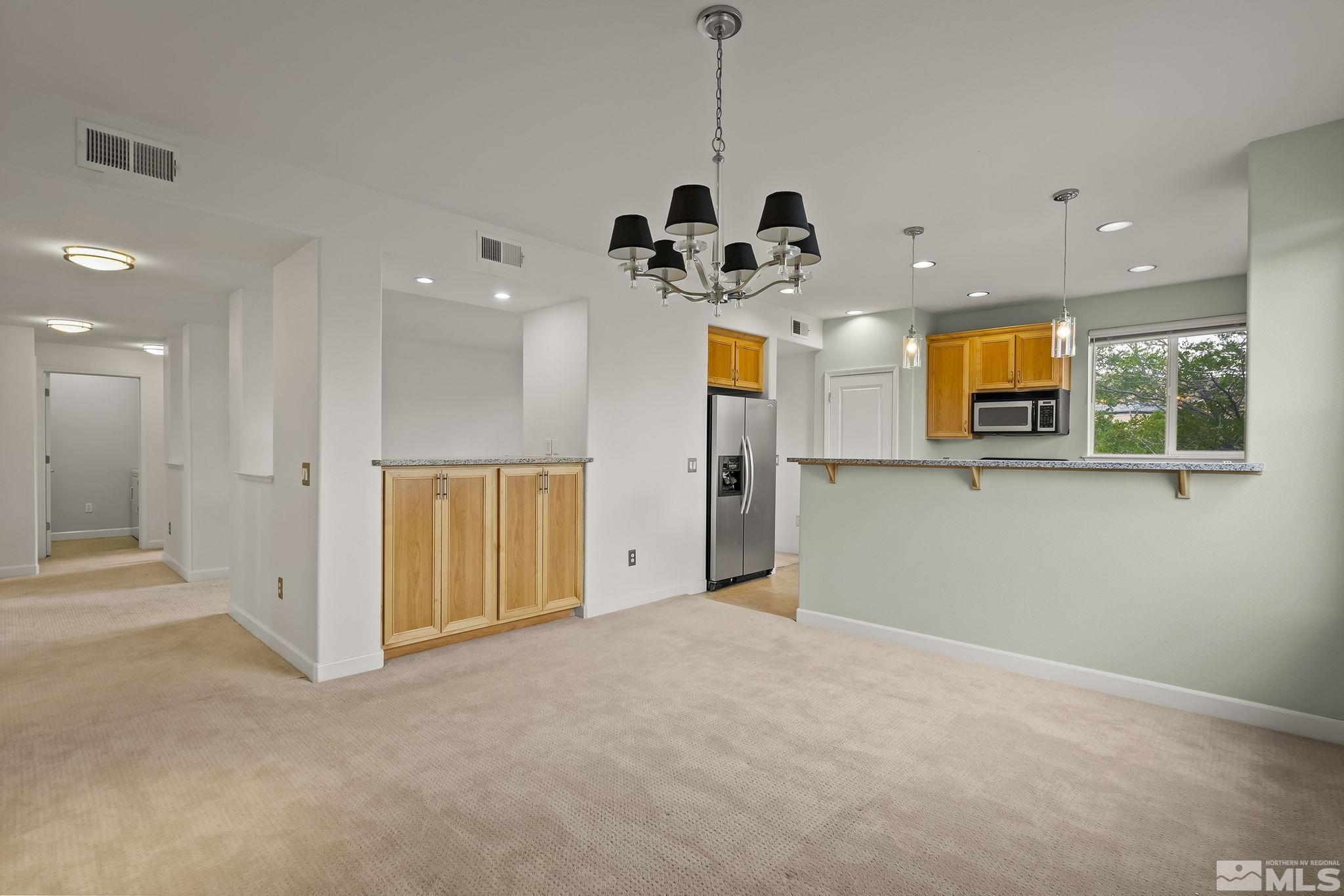 Photo #6: 240009912 Listing 