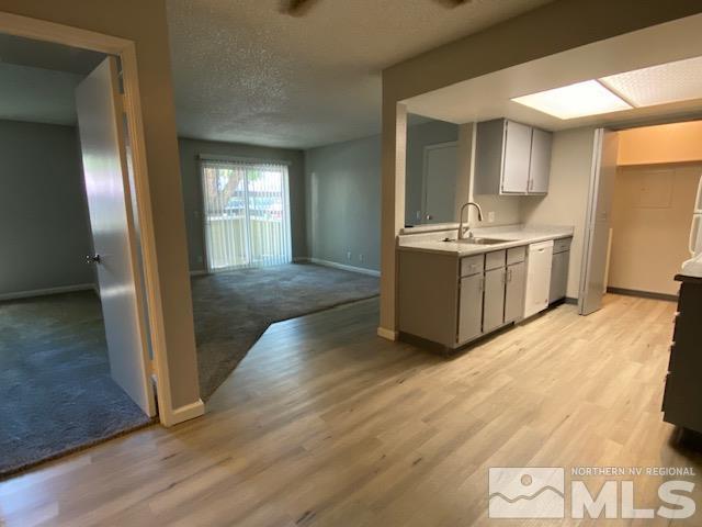 Photo #5: 240009970 Listing 